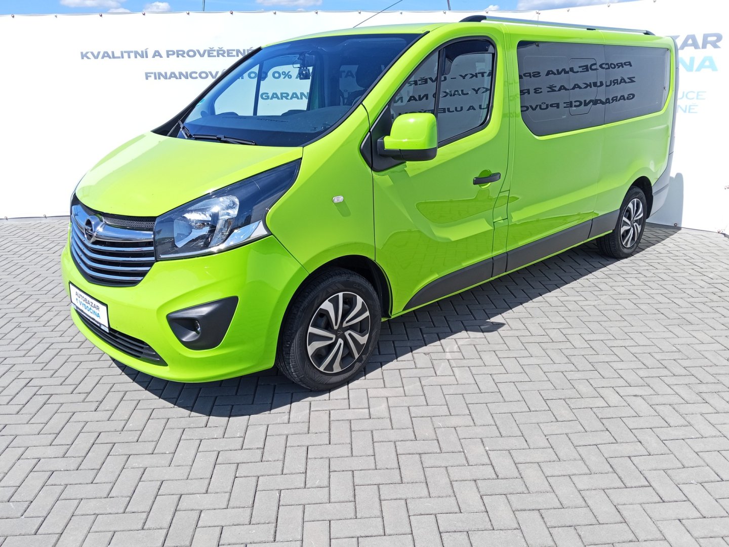 Opel Vivaro Tažné, 8-míst, ČR, Long!