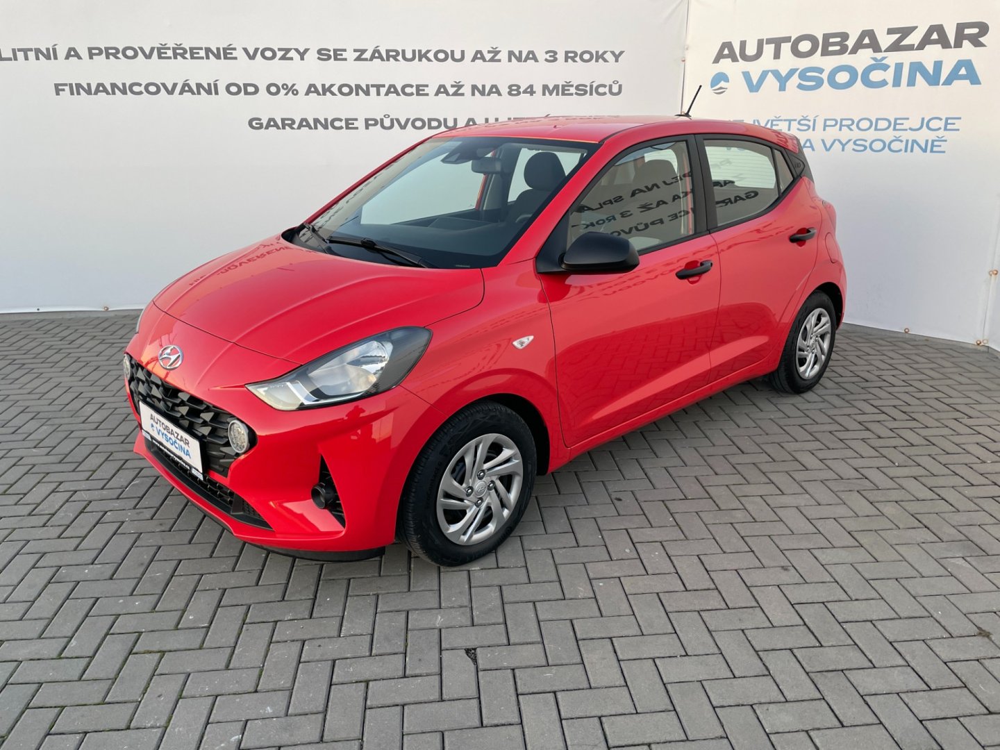 Hyundai i10 1.0i 6.600km!!! ČR+1.majitel!