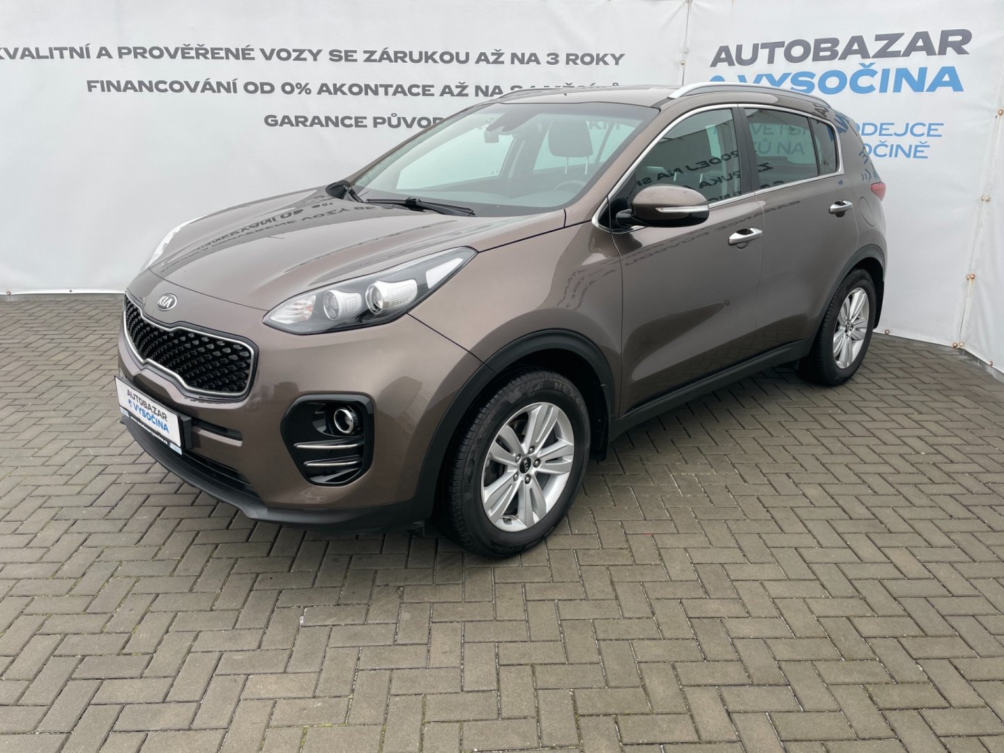 Kia Sportage 1.6GDi ČR! Tažné! 2 sady kol!