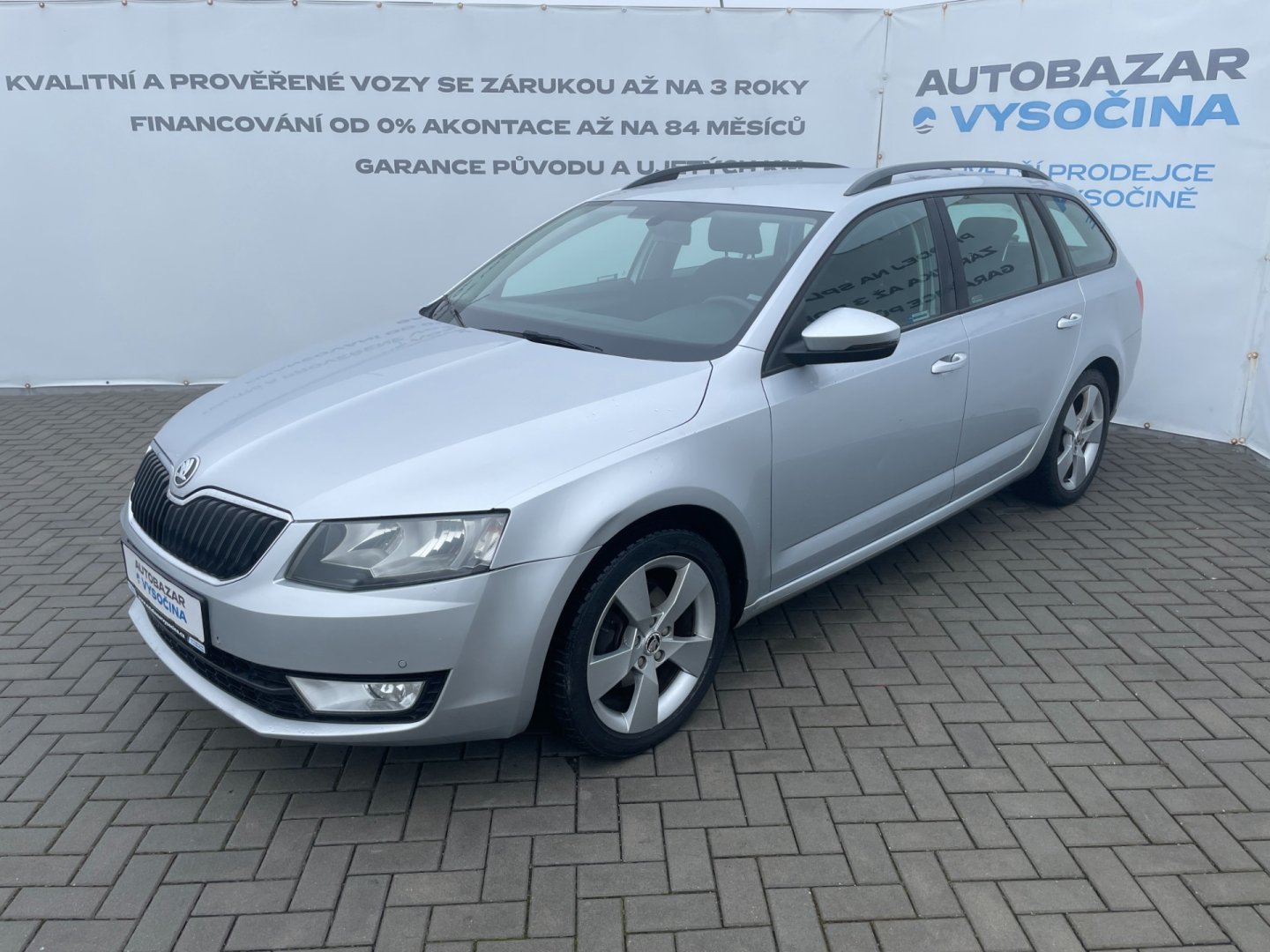 Škoda Octavia Com.2.0TDi Elegance! Tažné!