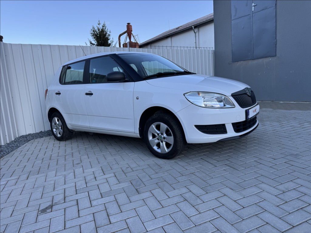 Škoda Fabia 1,4 i 16V tažné DPH 1.maj. ČR