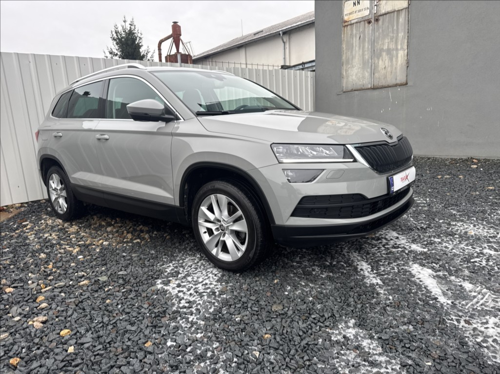 Škoda Karoq 1,5 TSI STYLE ACC DPH 1.maj ČR