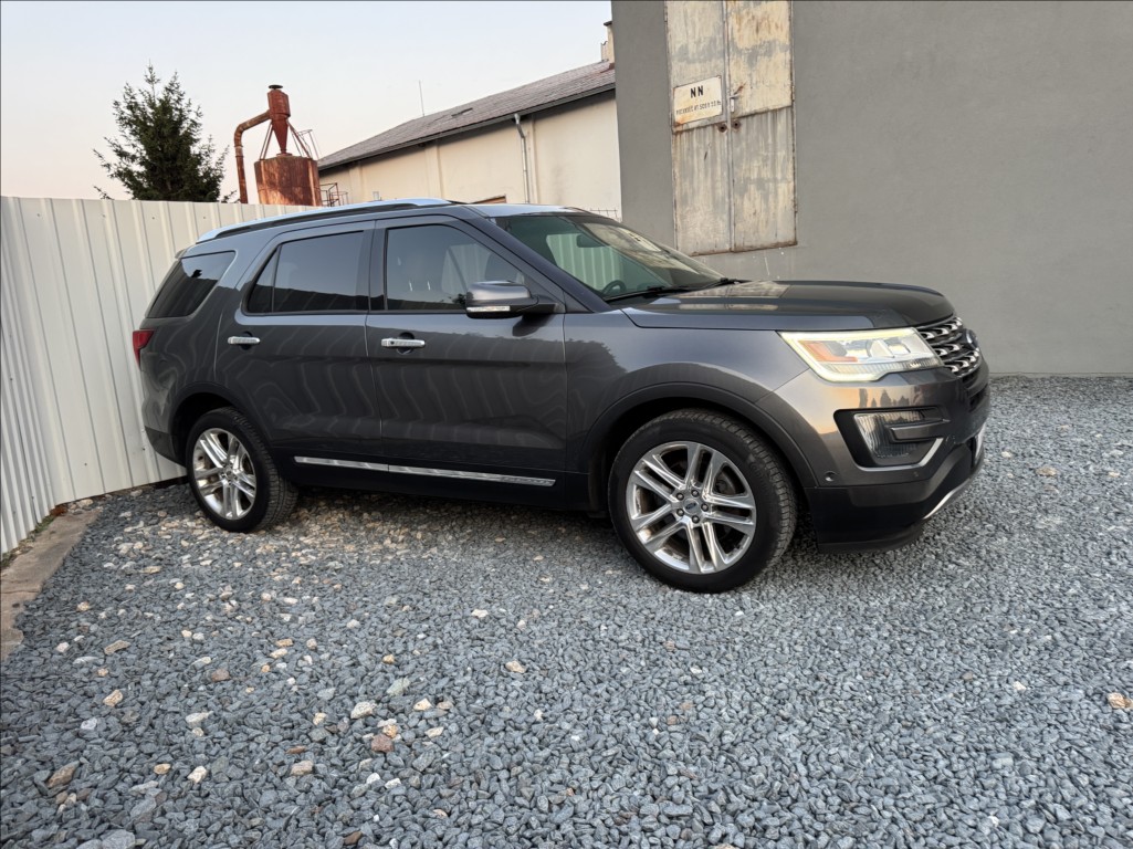 Ford Explorer 3,5 V6 268kW 4X4 PLATINUM