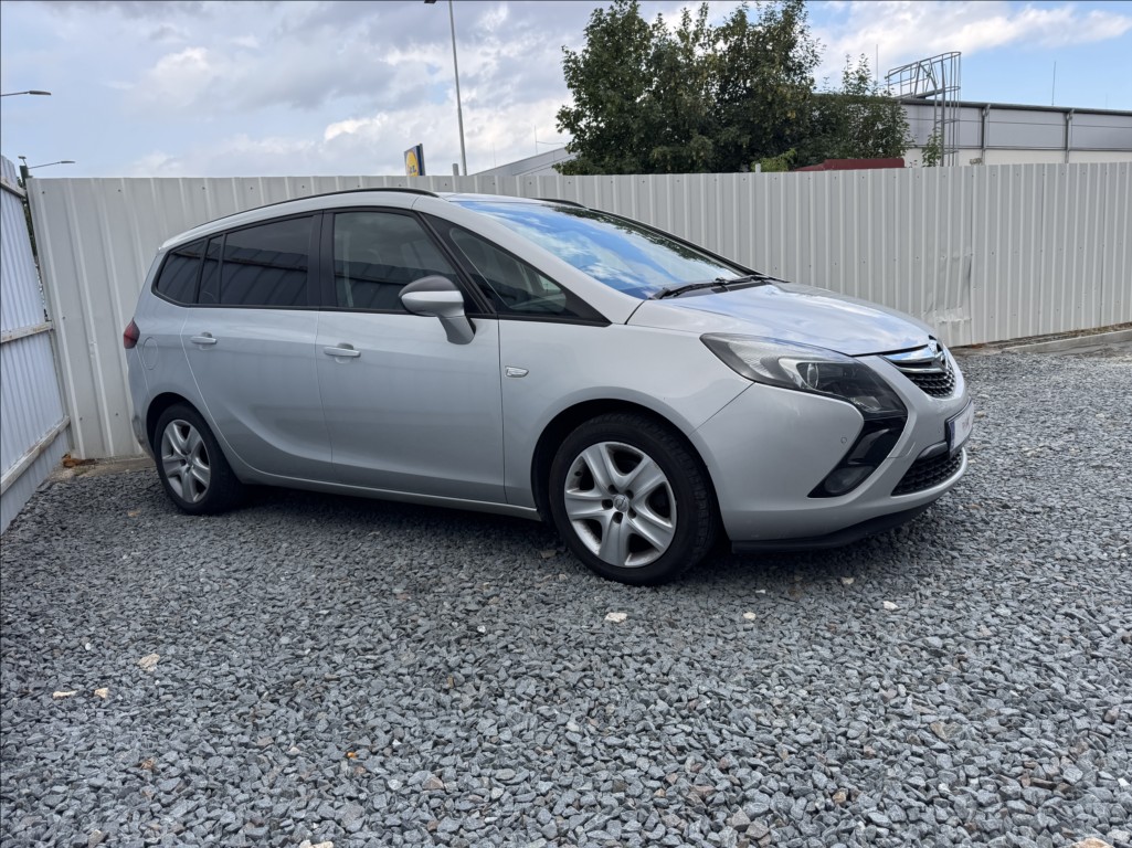 Opel Zafira 1,6 CDTi 100kW TOURER tažné