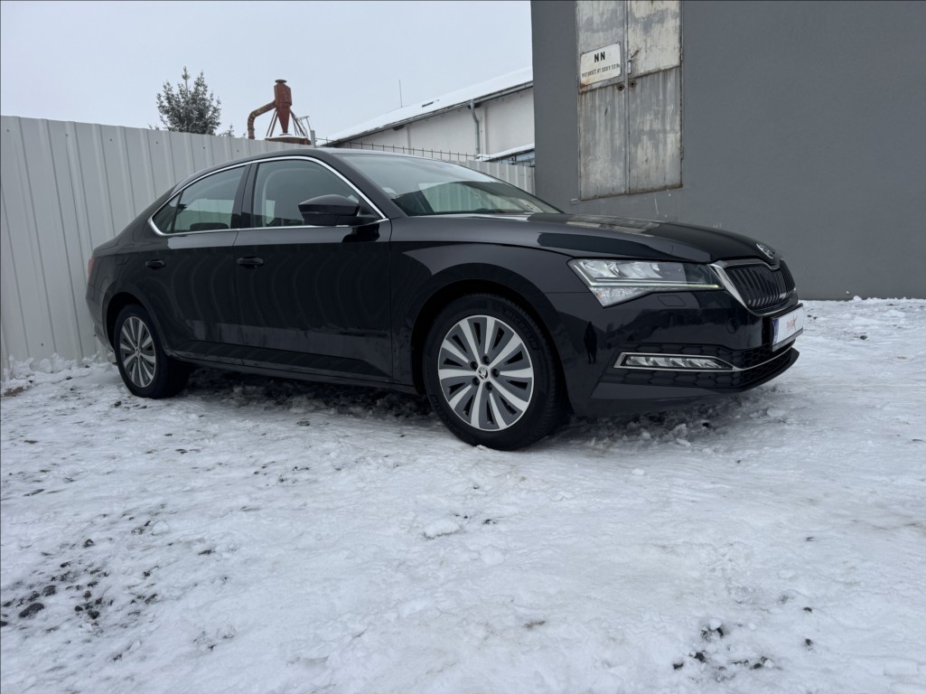 Škoda Superb 2,0 TDI STYLE ACC DPH 1.maj ČR