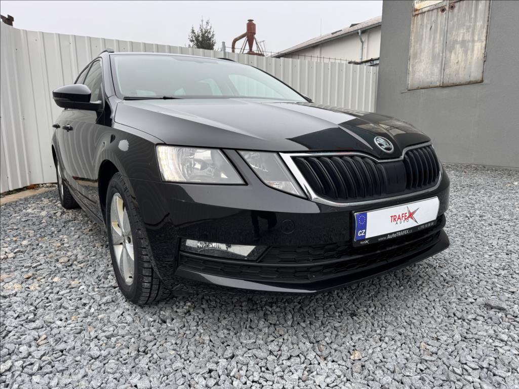 Škoda Octavia 1,6 TDI,85kW,původ ČR