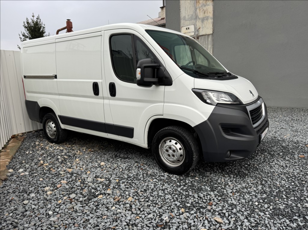 Peugeot Boxer 2,2 HDi,96kW,L1H1,tažné,ČR