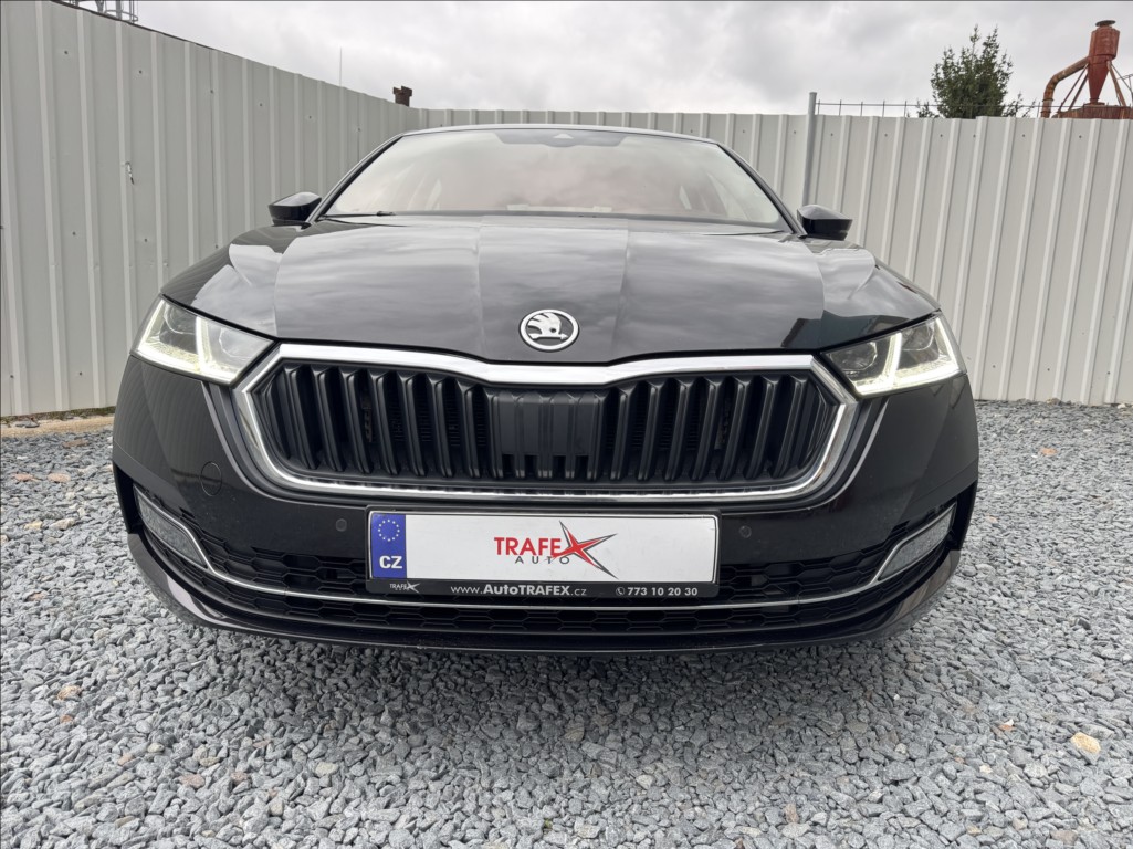 Škoda Octavia 1,5 TSI Style MATRIX ČR DPH