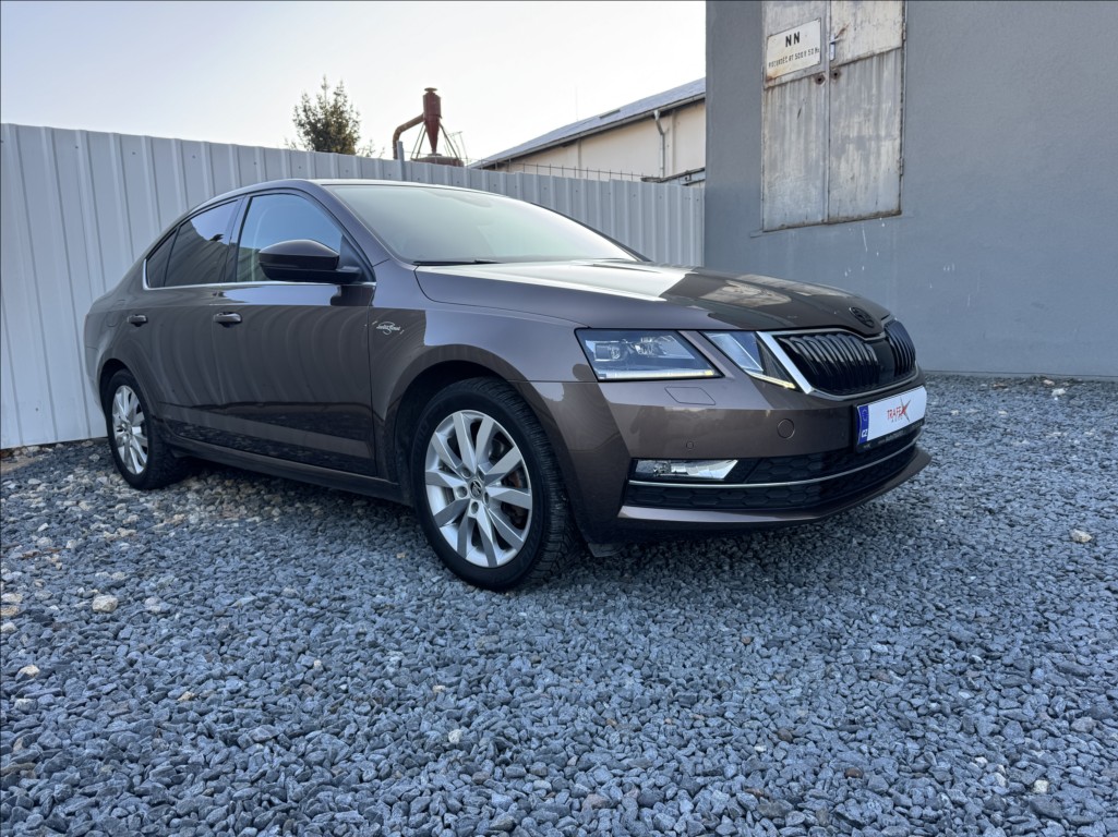 Škoda Octavia 2,0 TDI 110kW L&K ACC původ ČR