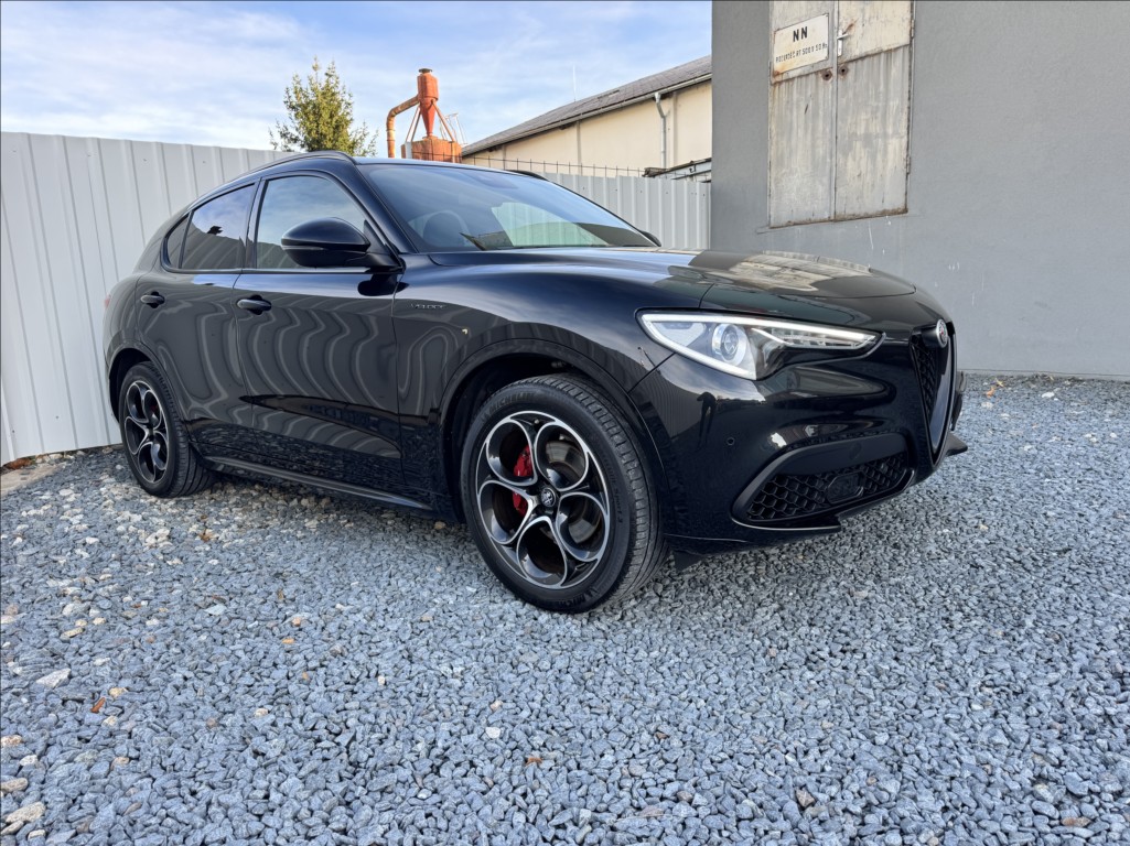 Alfa Romeo Stelvio 2,0 TI Q4 VELOCE 2.maj původČR