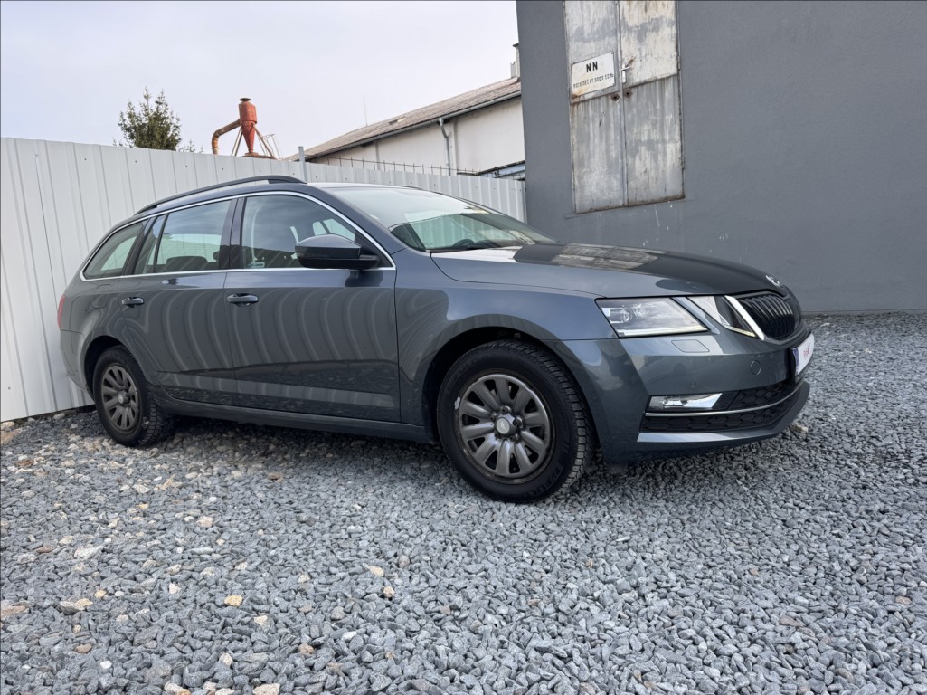 Škoda Octavia 1,5 TSI STYLE DPH 1maj původČR