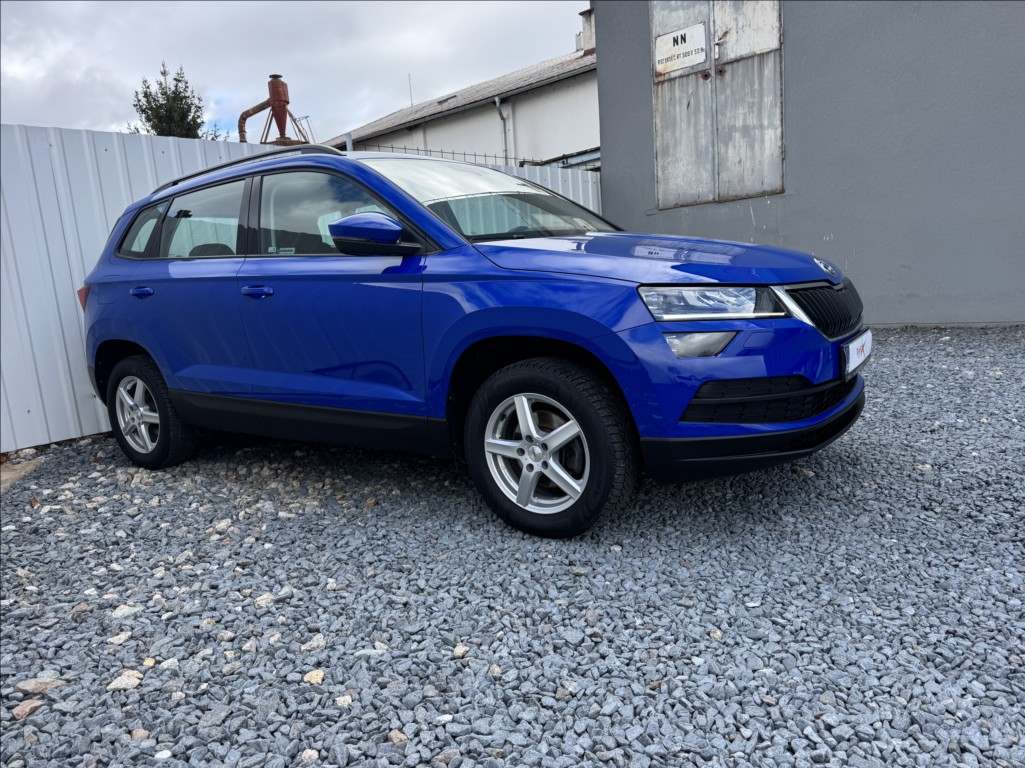 Škoda Karoq 1,5 TSI ACC tažné DPH 1.maj ČR