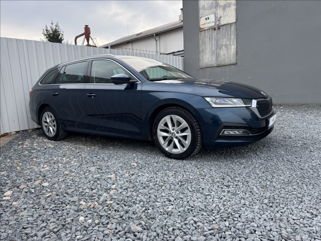 Škoda Octavia 2,0 TDI DSG STYLE+ DPH 1maj ČR