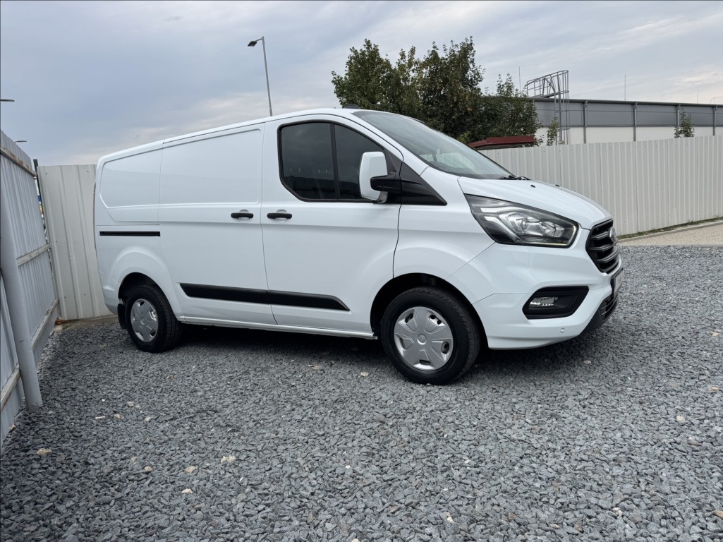 Ford Transit Custom 2,0 TDCi L1H1 DPH 1.maj ČR