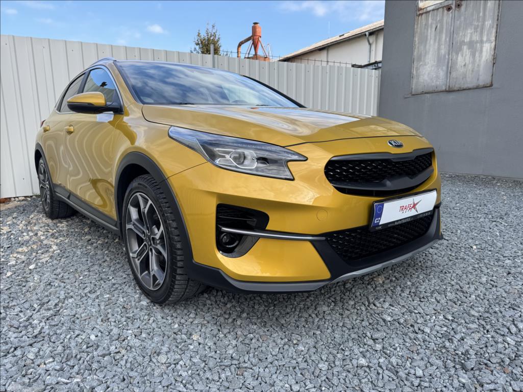 Kia XCeed 1,5 T-GDI Spring Edition 1.maj