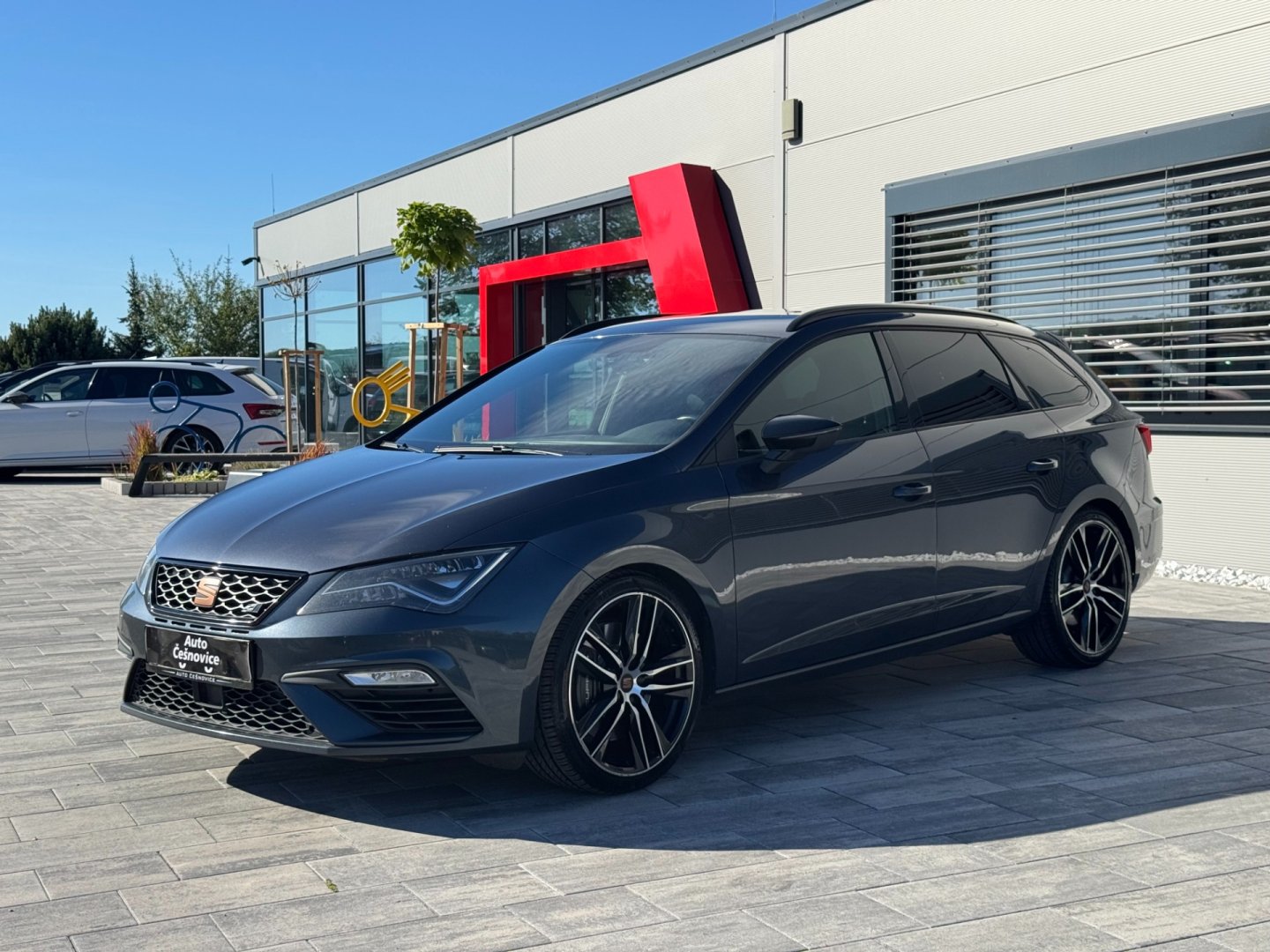 Seat Leon Cupra 2.0 TSI DSG 213kW
