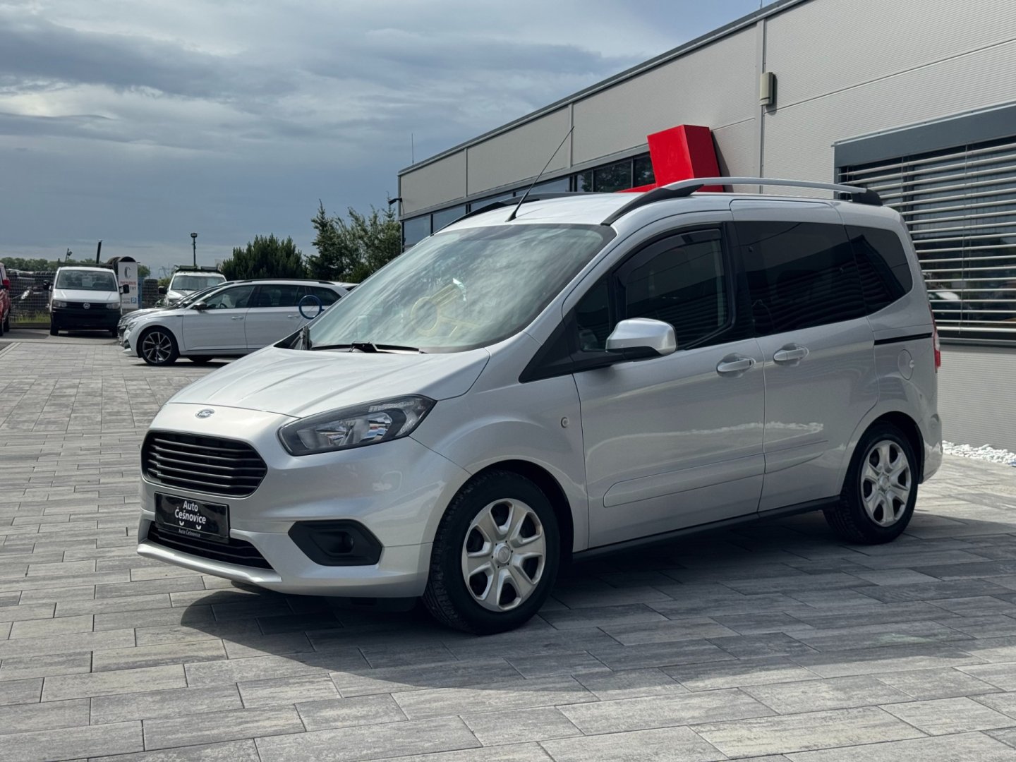 Ford Tourneo Courier 1.0 EcoBoost 73kW