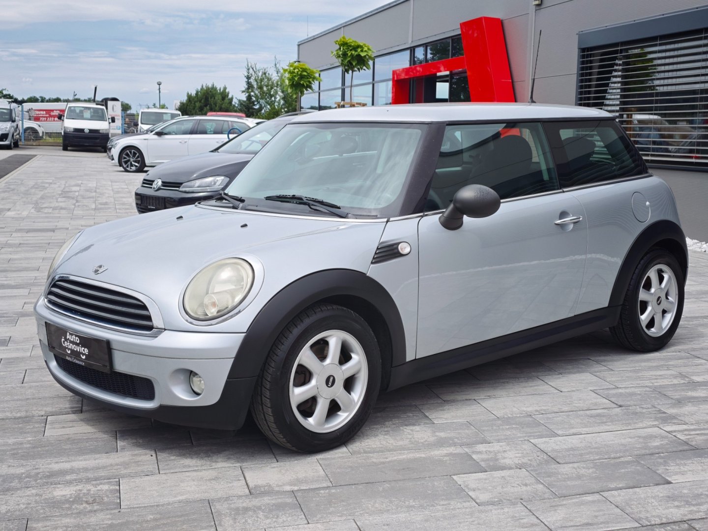 Mini Cooper ONE 1,4i 70Kw