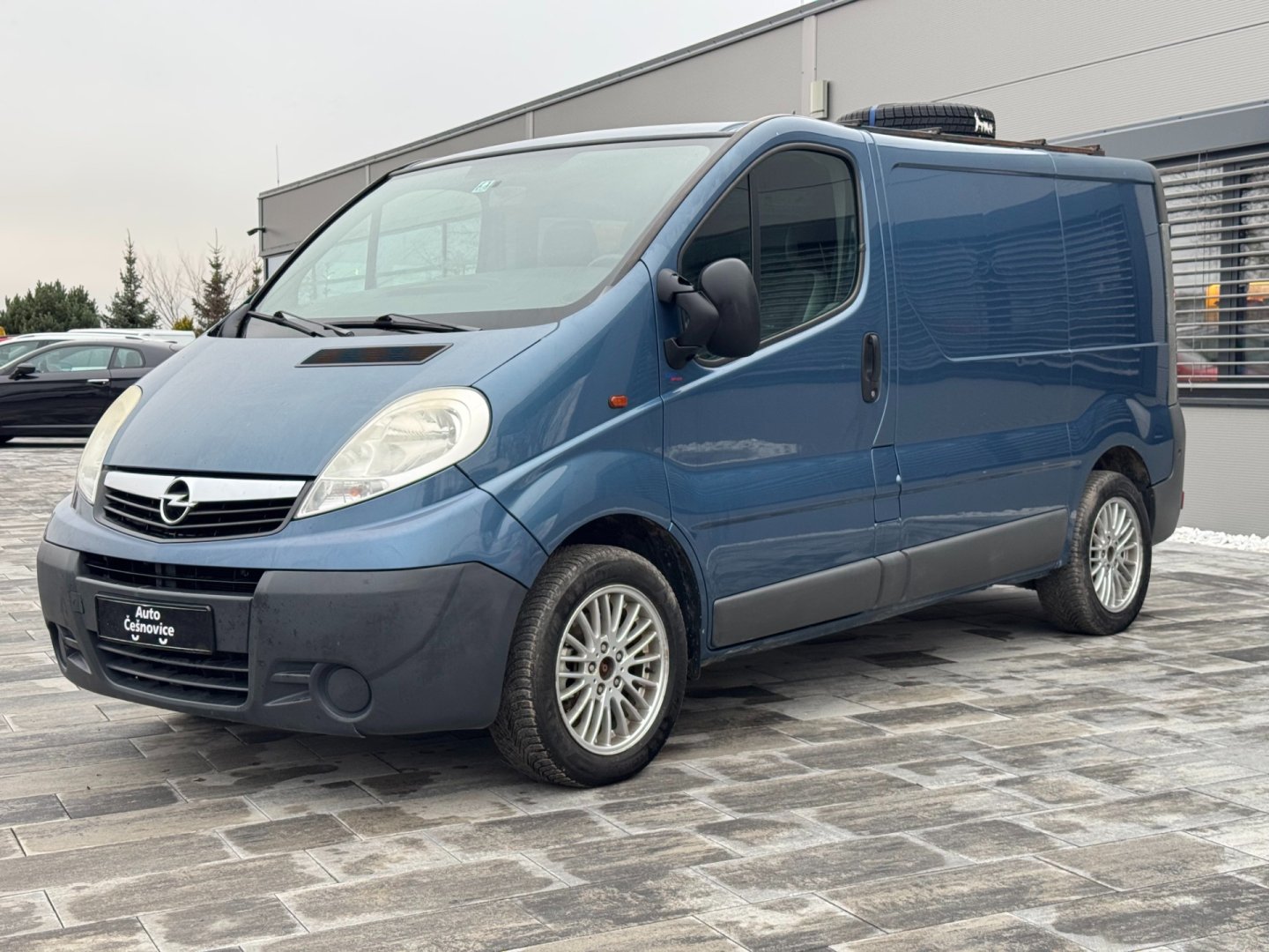 Opel Vivaro 2.0 TDCi 66kW Klima