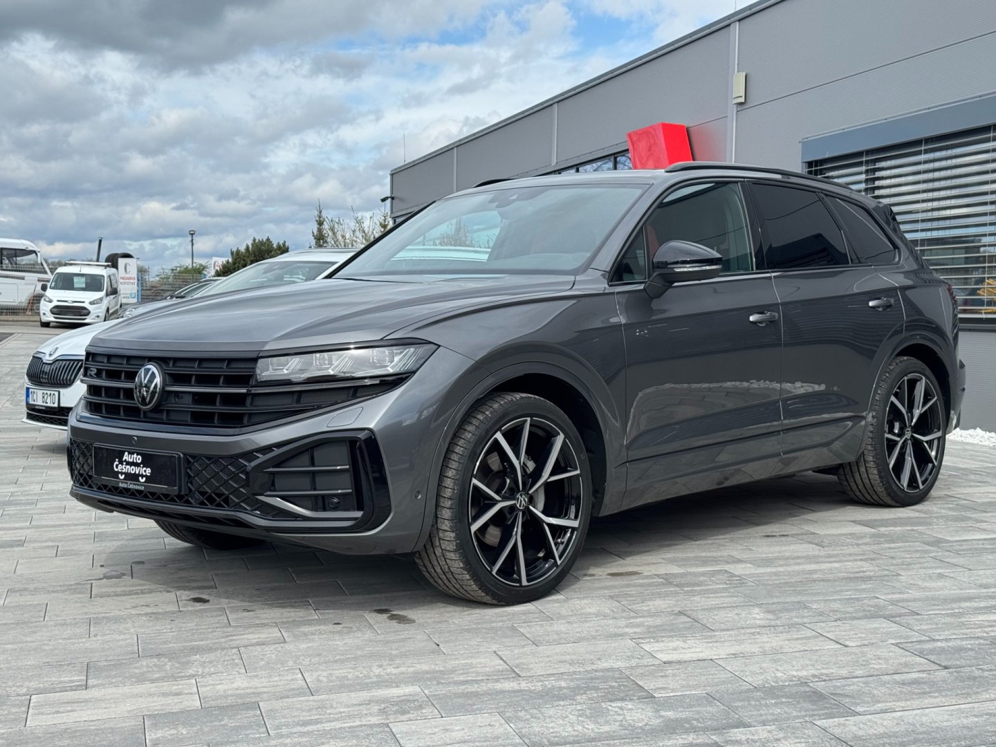 Volkswagen Touareg R-Line 3.0 TDI 4Motion 210kW