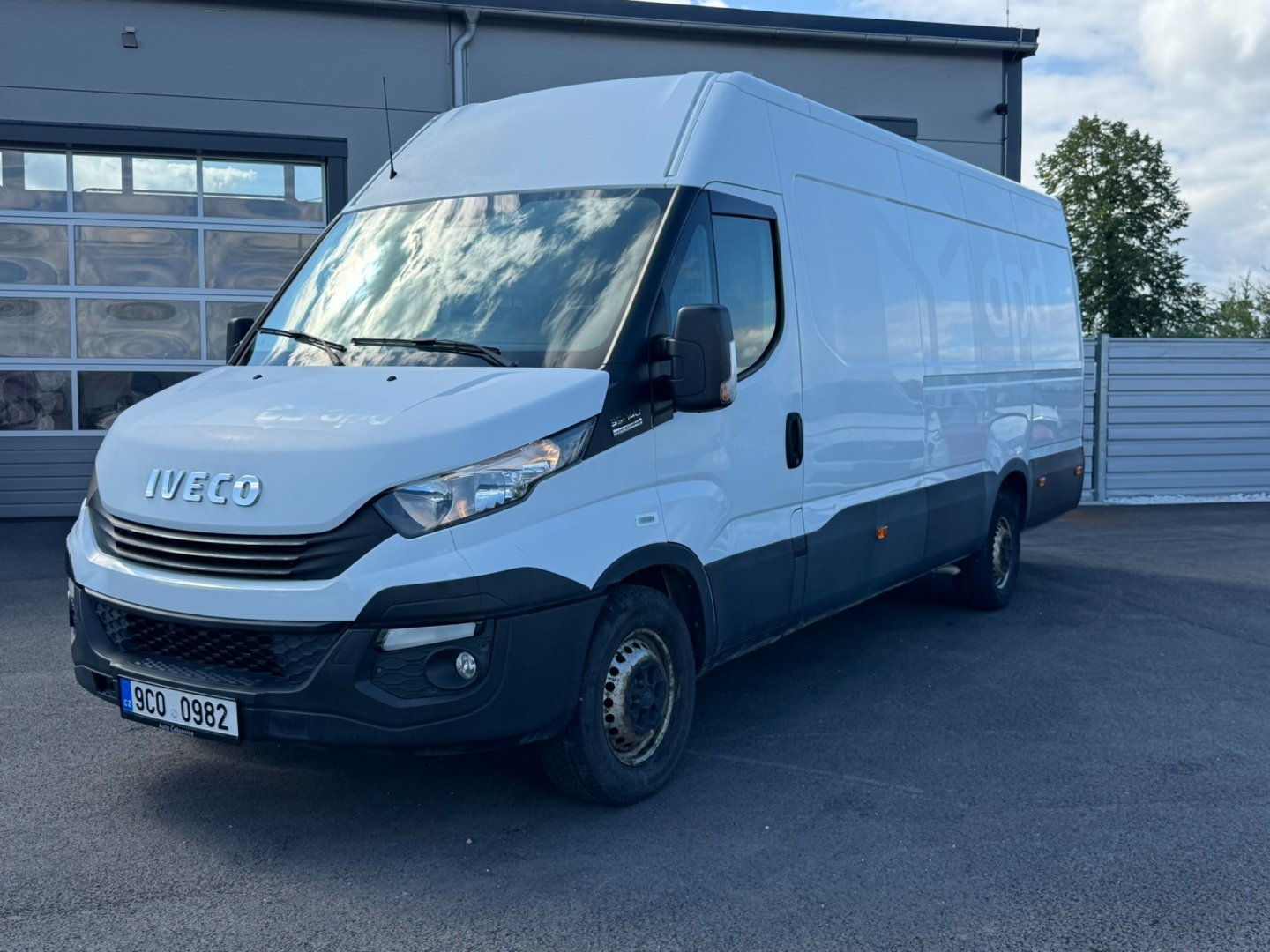 Iveco Daily 35S14 2.3 100kW