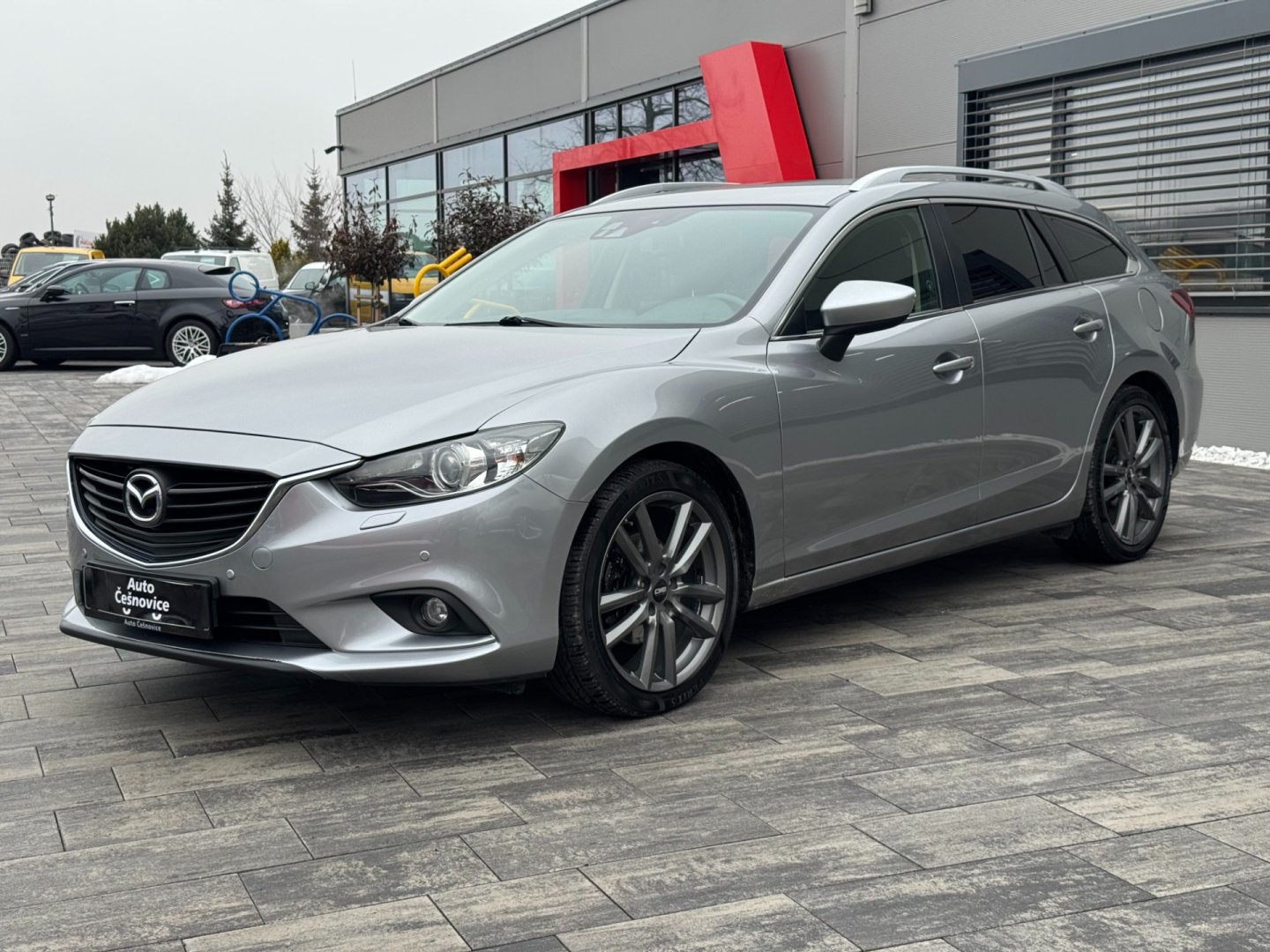 Mazda 6 Sport Combi 2.0i Attraction