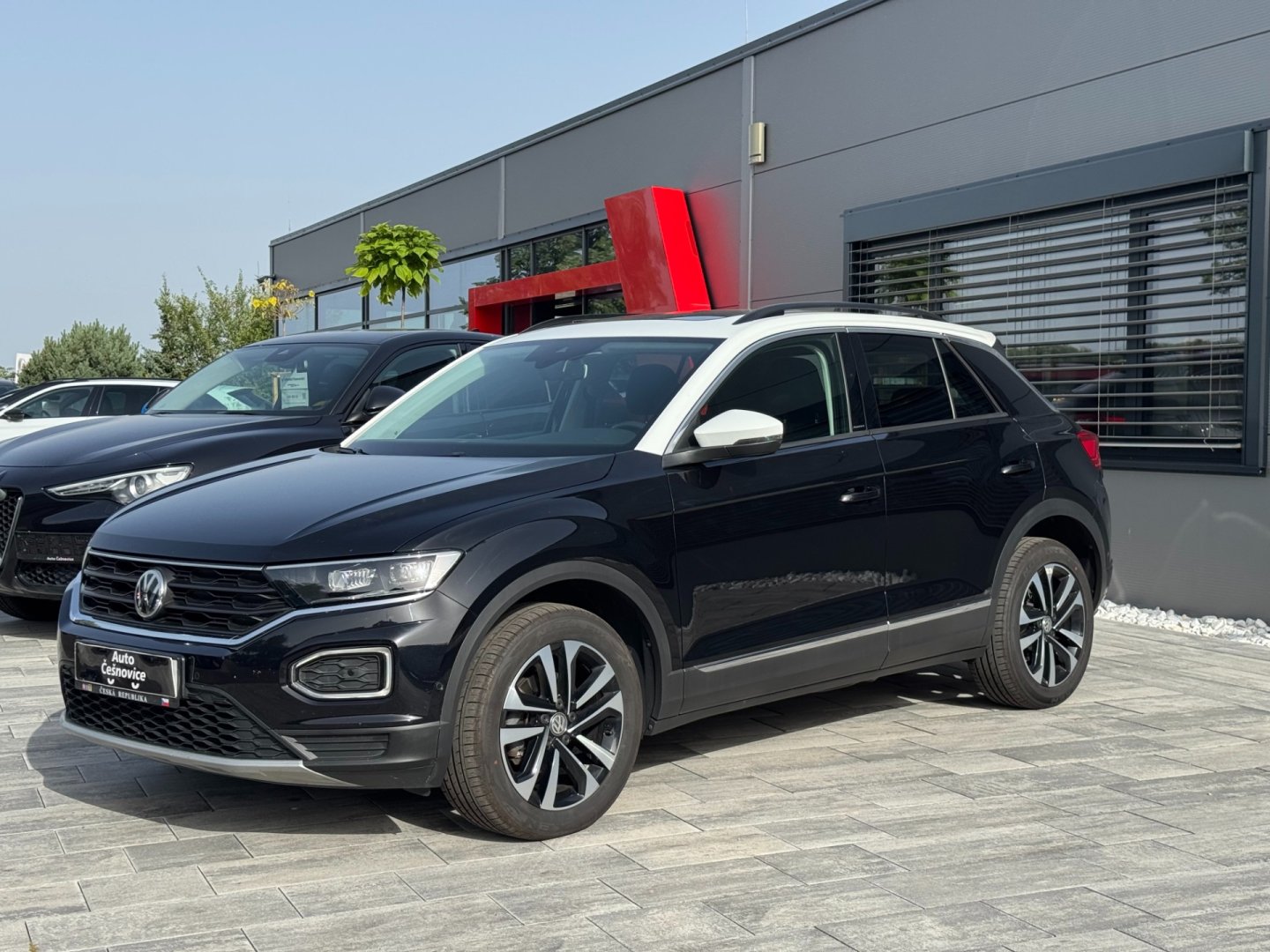 Volkswagen T-Roc IQ. DRIVE 1,5 TSI 110 KW