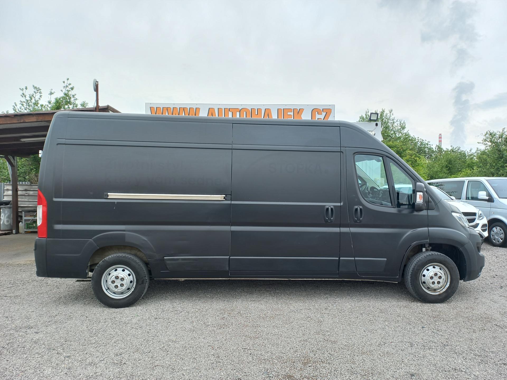 Citroën Jumper 2.2CDTi 121kW L3H2 ČR DPH - foto 7