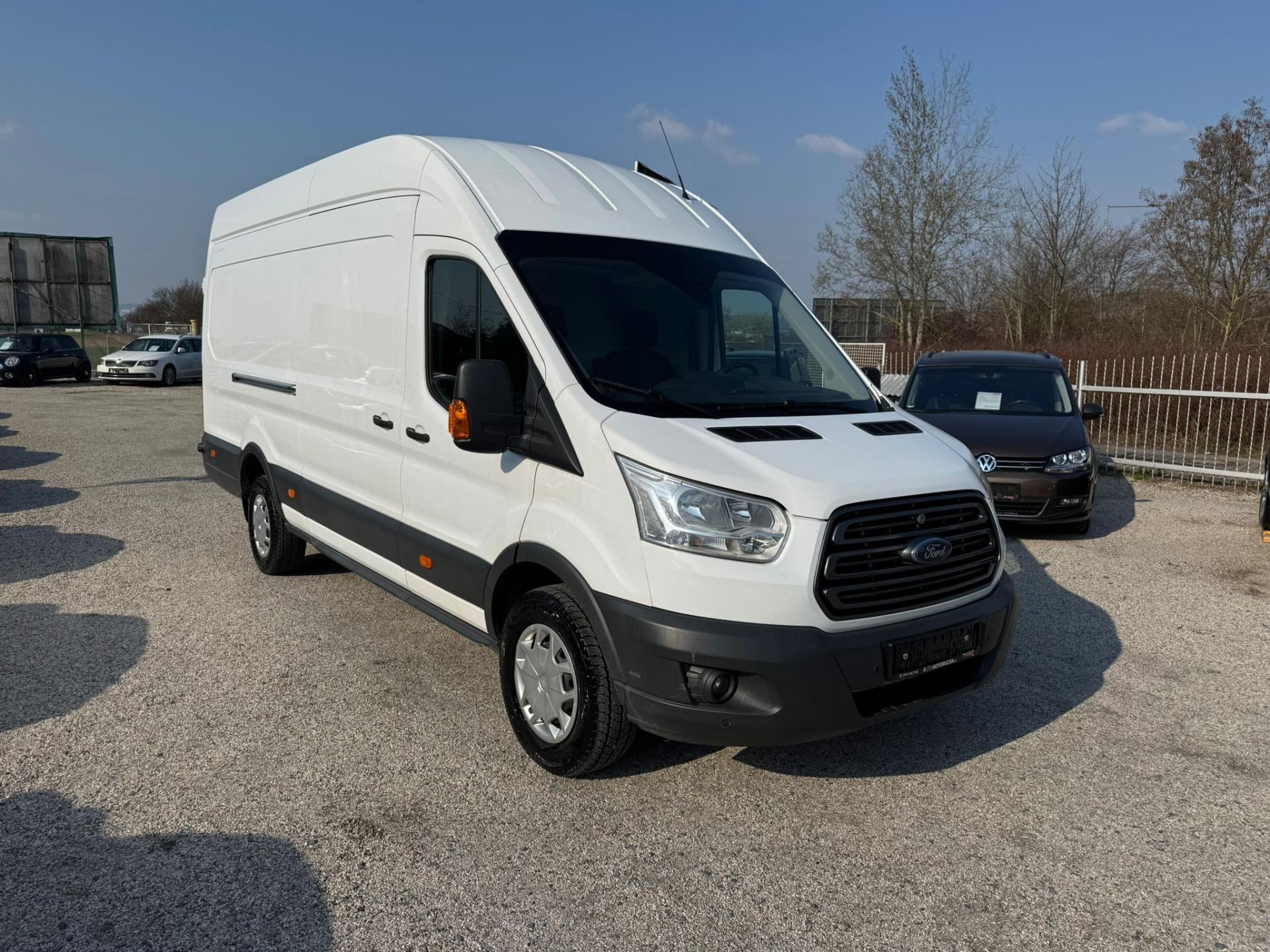 Ford Transit 2.0TDCI 96Kw L4H3