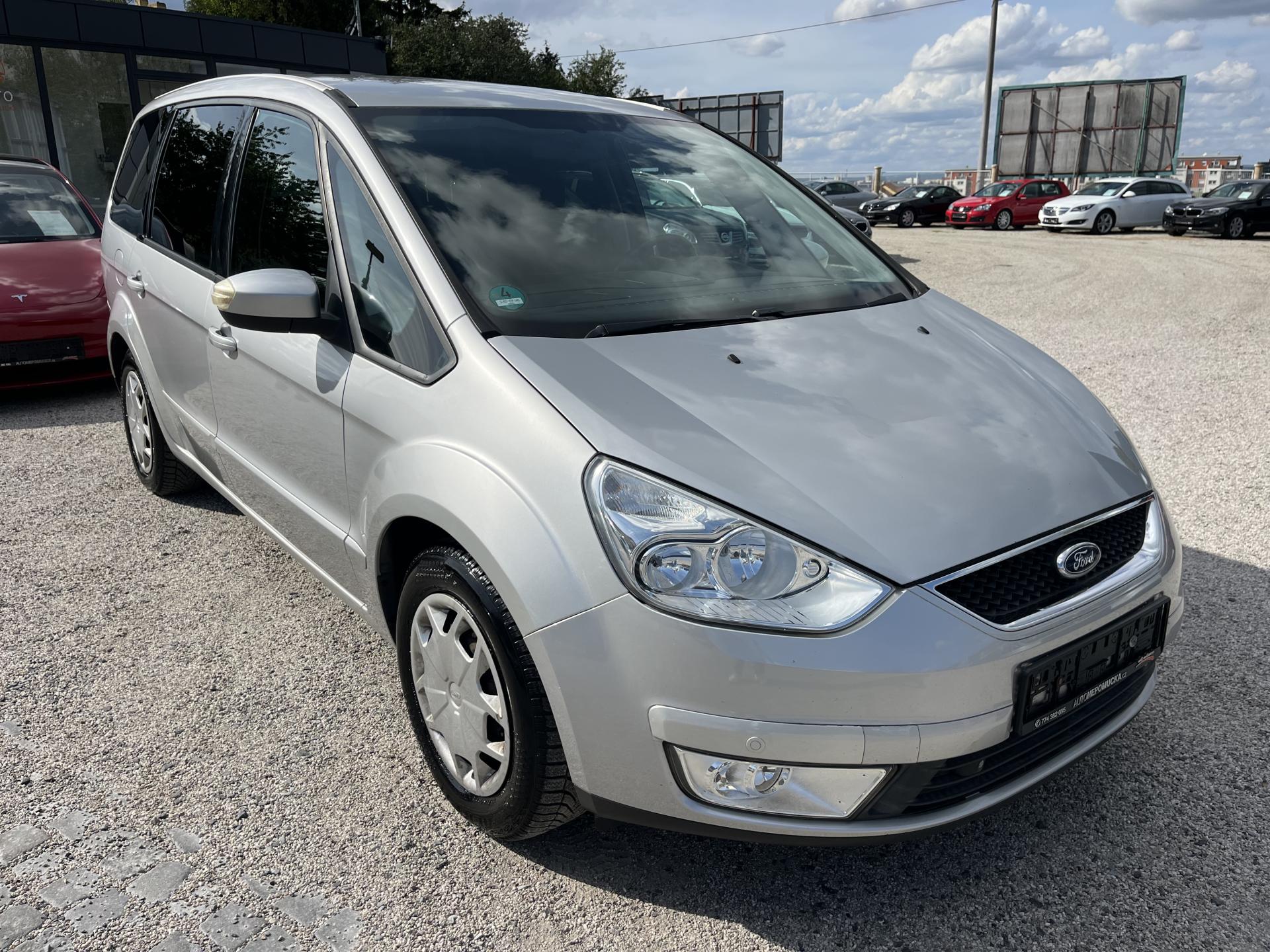 Ford Galaxy 2.0 Benzin 107 KW 7 míst