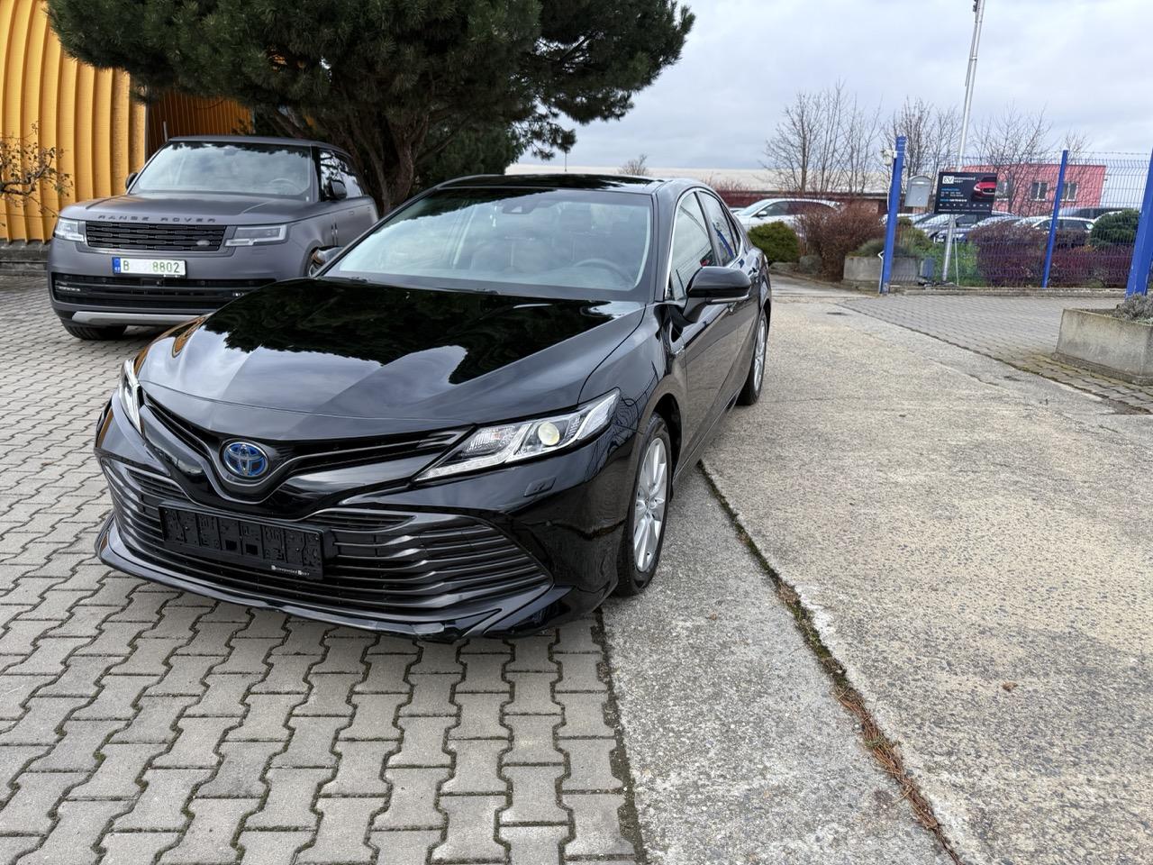 Toyota Camry 2,5 HYBRID,KŮŽE,ACC