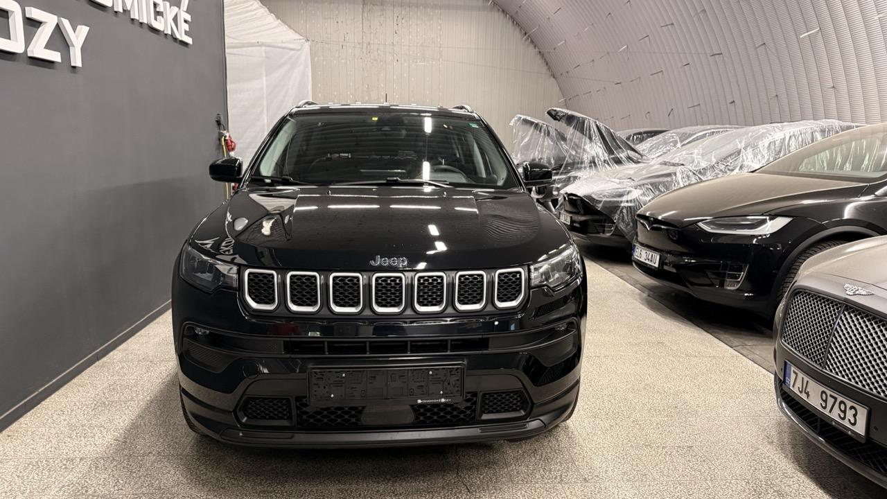 Jeep Compass 1.3i 4x4,PHEV,50km dojezd