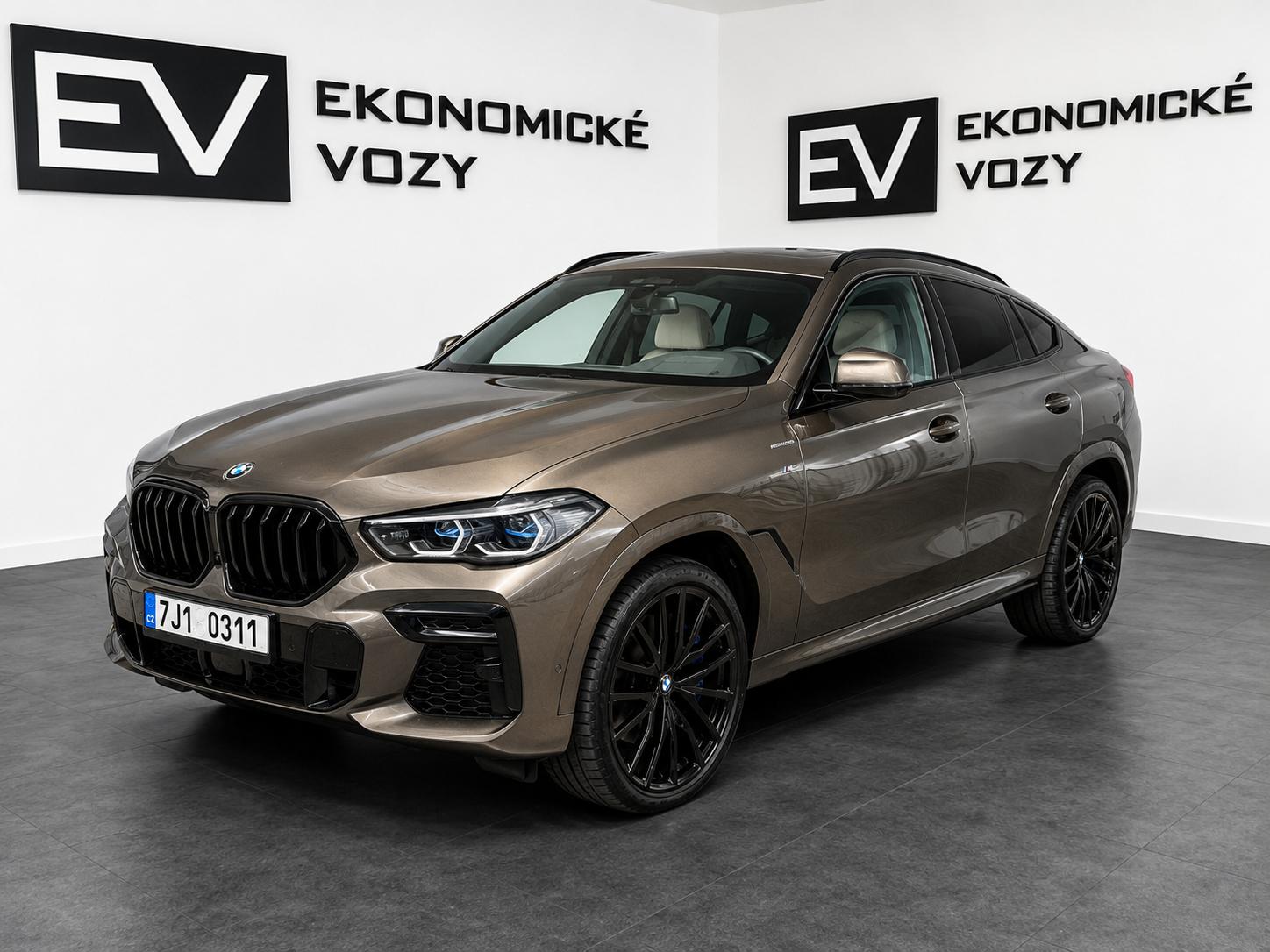 BMW X6 40D, M-SPORT,ČR,PŘIPRAVUJEME - foto 11
