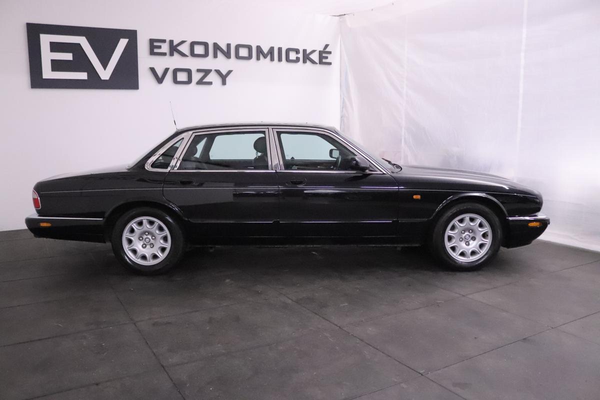 Jaguar XJ8 4.0 V8 SOVEREIGN TOP