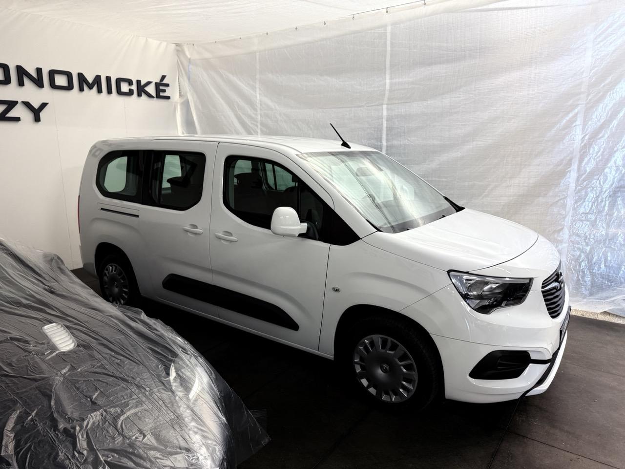 Opel Combo 1.5D, XL,96kW,ČR,ZÁRUKA