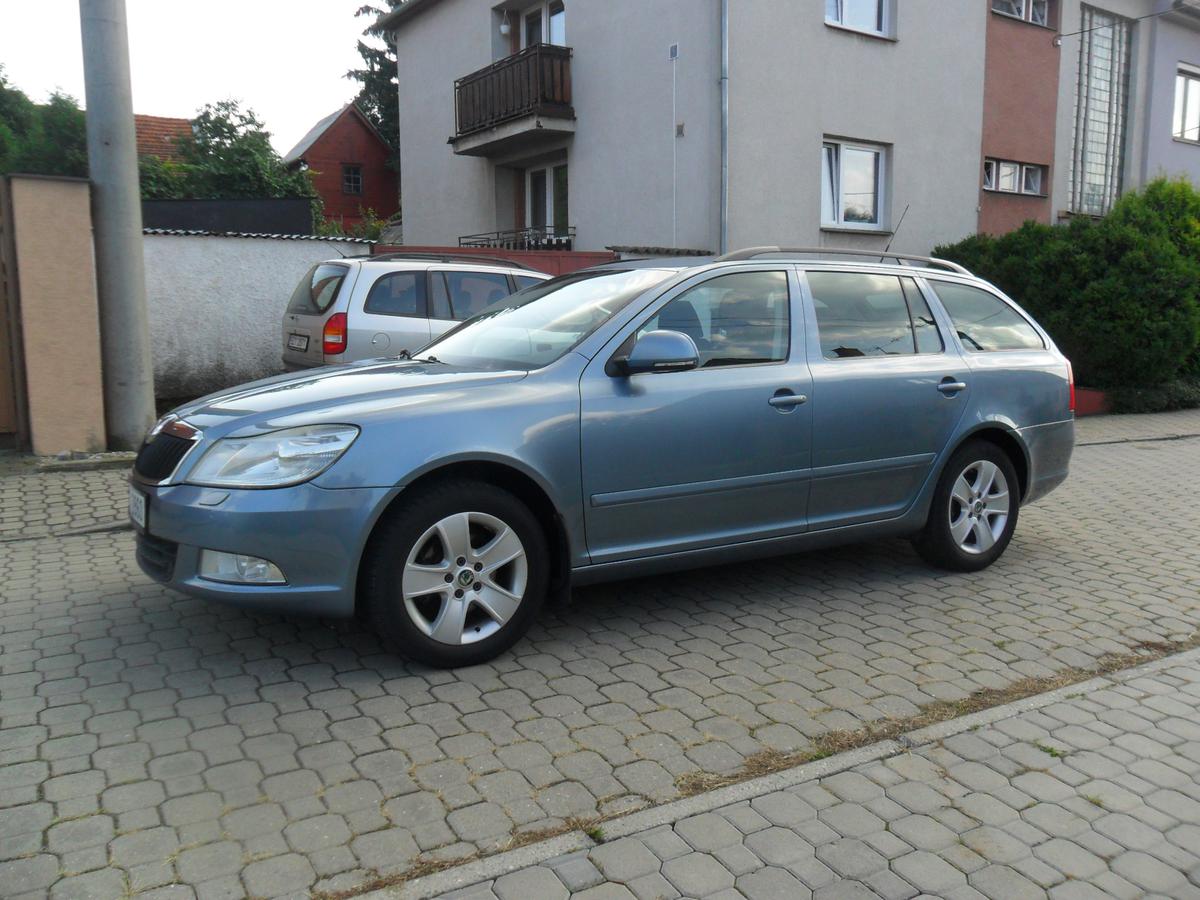 Škoda Octavia Combi 1,6 MPi AUT.KLIMA