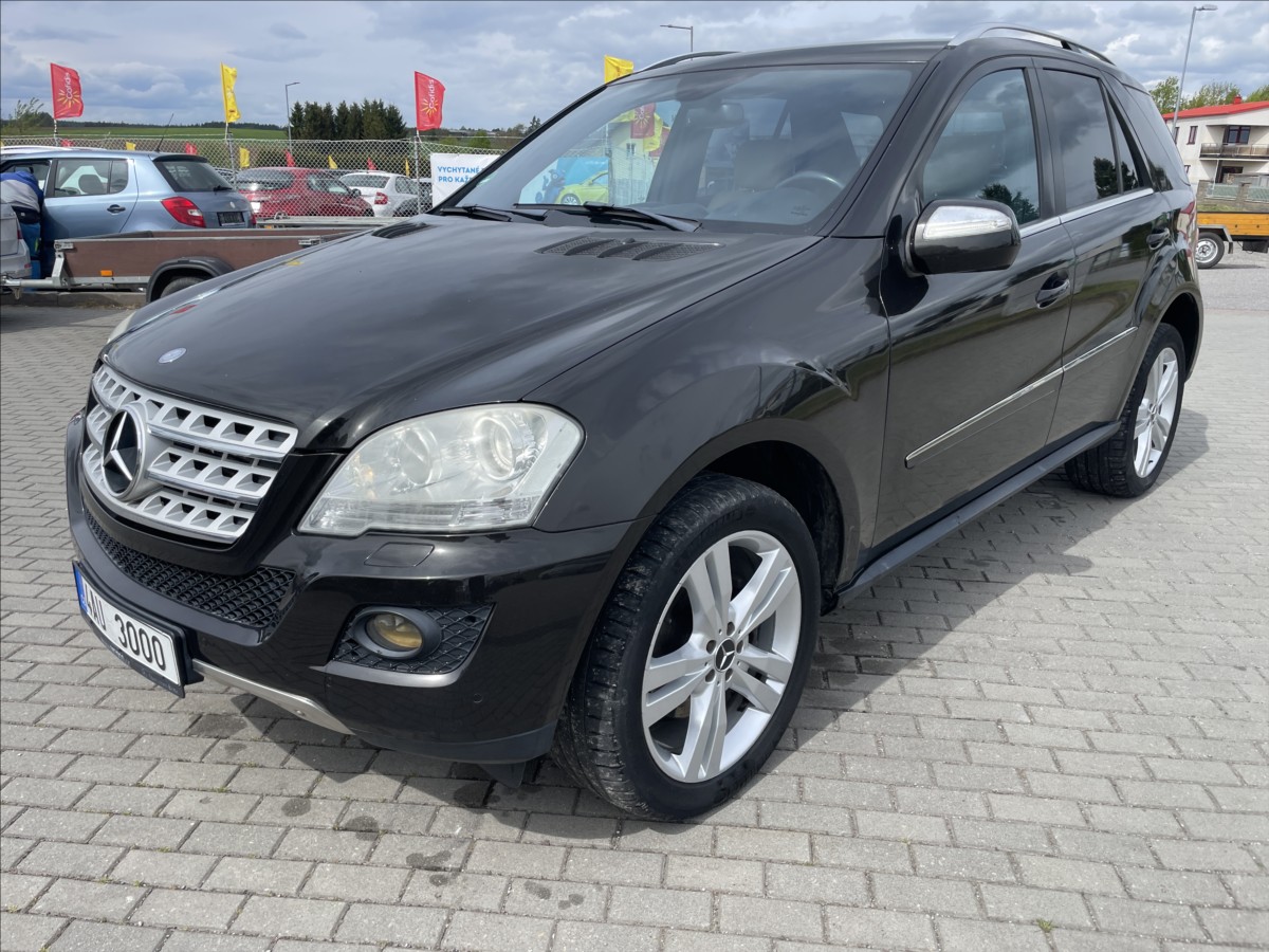 Mercedes-Benz Třídy M 3,0 ML320CDi 165kw CZauto odp.