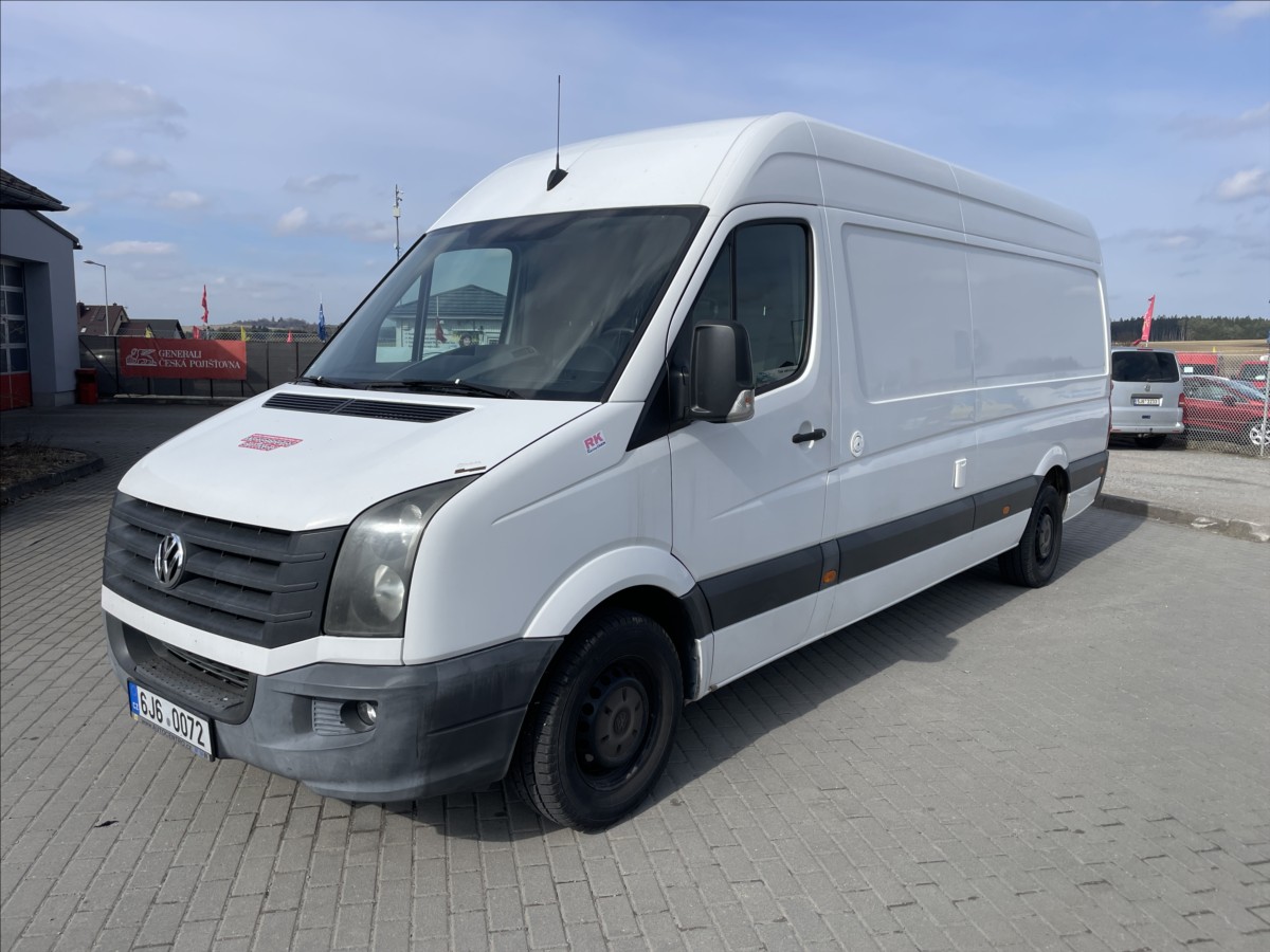 Volkswagen Crafter 2,0 TDi 120kw polointegrovaný