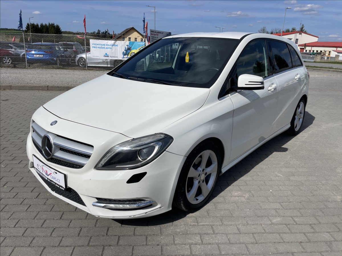 Mercedes-Benz Třídy B 1,8 200CDi 100kw Automat, bez
