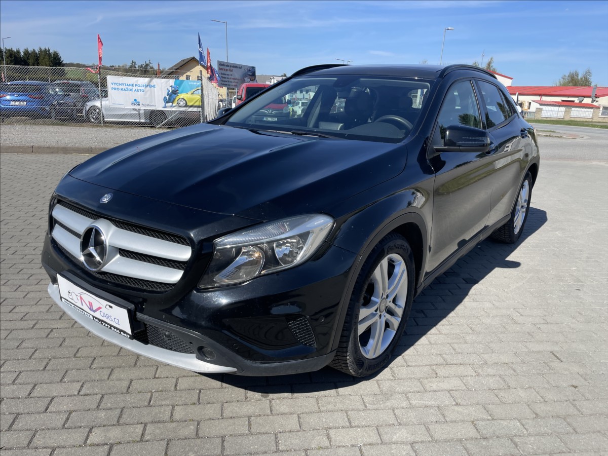 Mercedes-Benz GLA 2,2 CDi 100kw Panorama bez kor