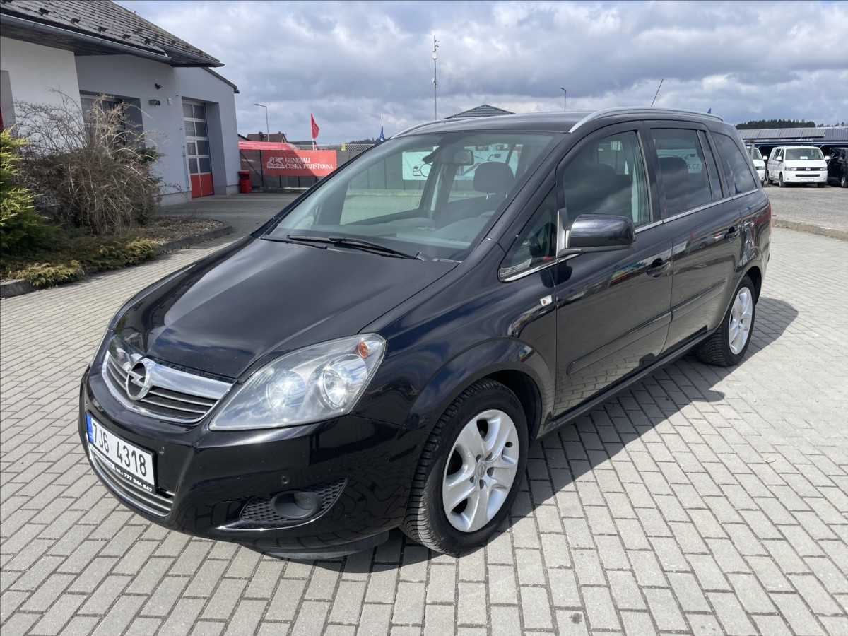 Opel Zafira 1,6 i 16V 85kw 7míst Tažné TOP