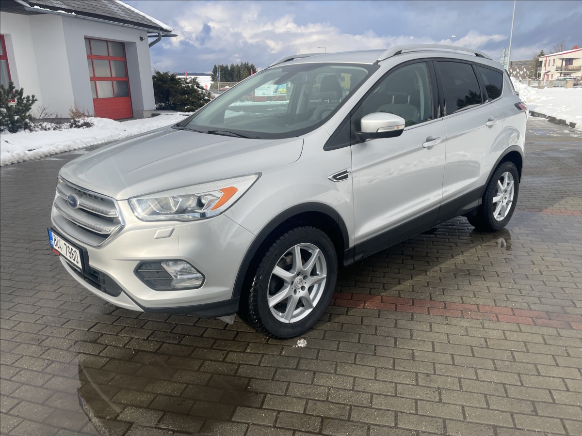 Ford Kuga 1,5 EcoBoost 110kw Tažné CZaut