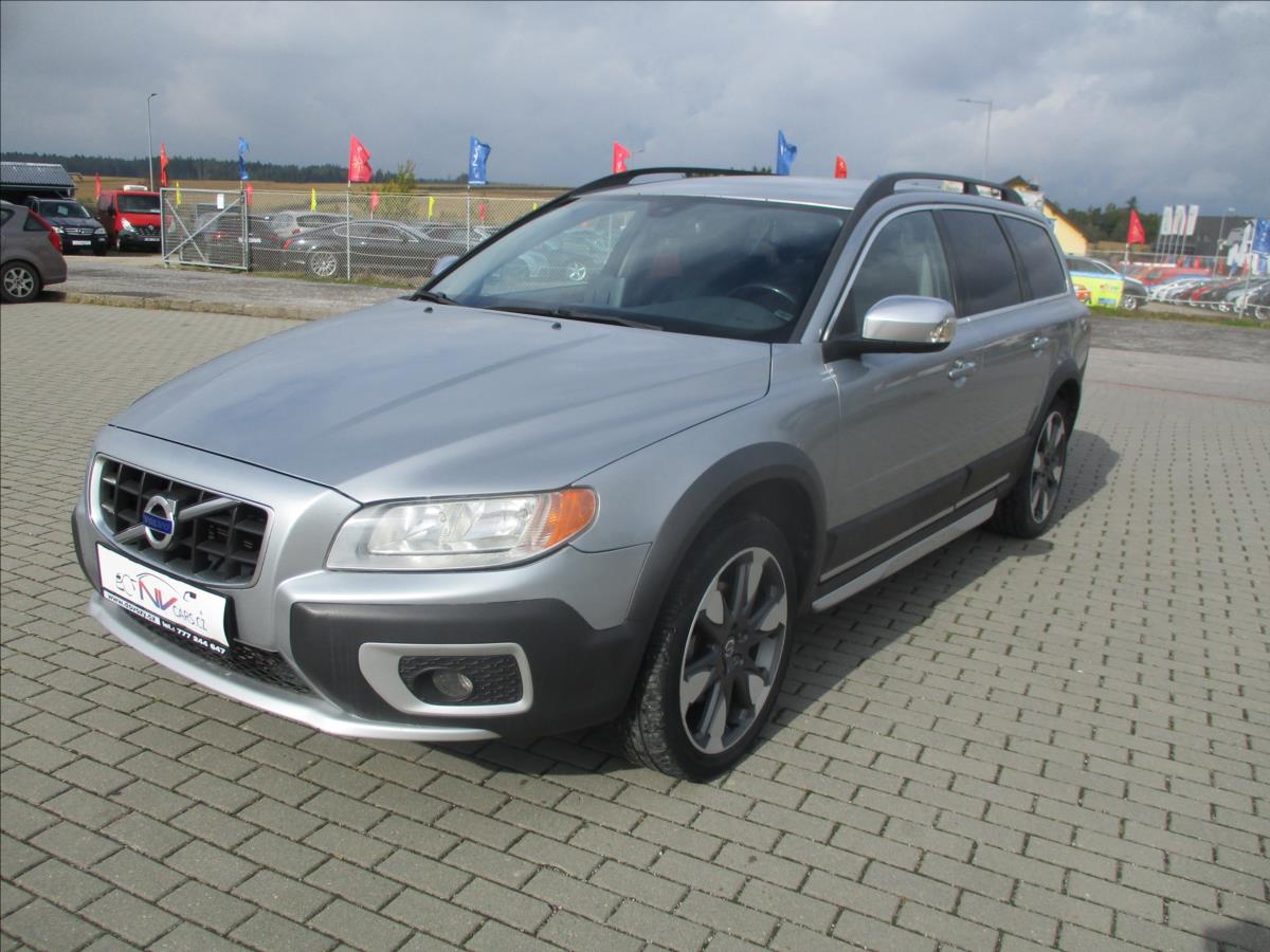 Volvo XC70 2,4 D5 AWD MANUAL CROSSCOUNTRY