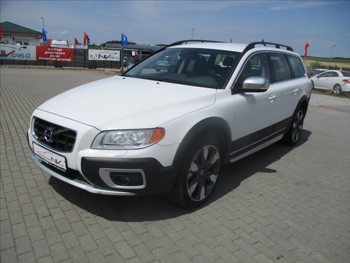 Volvo XC70 2,4 D4 CROSSCOUNTRY AWD GPS XE