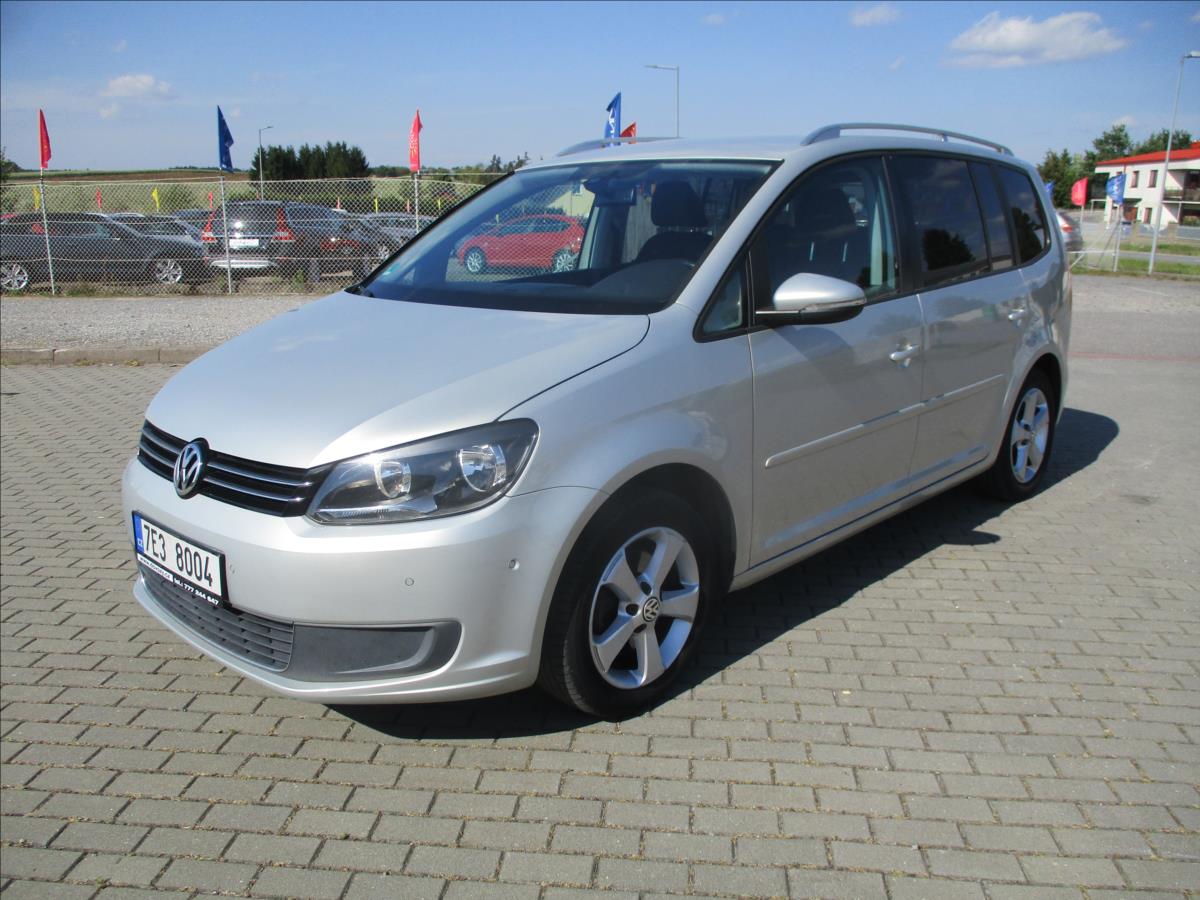 Volkswagen Touran 1,2 TSi 77kw Tažné, GPS, po ST