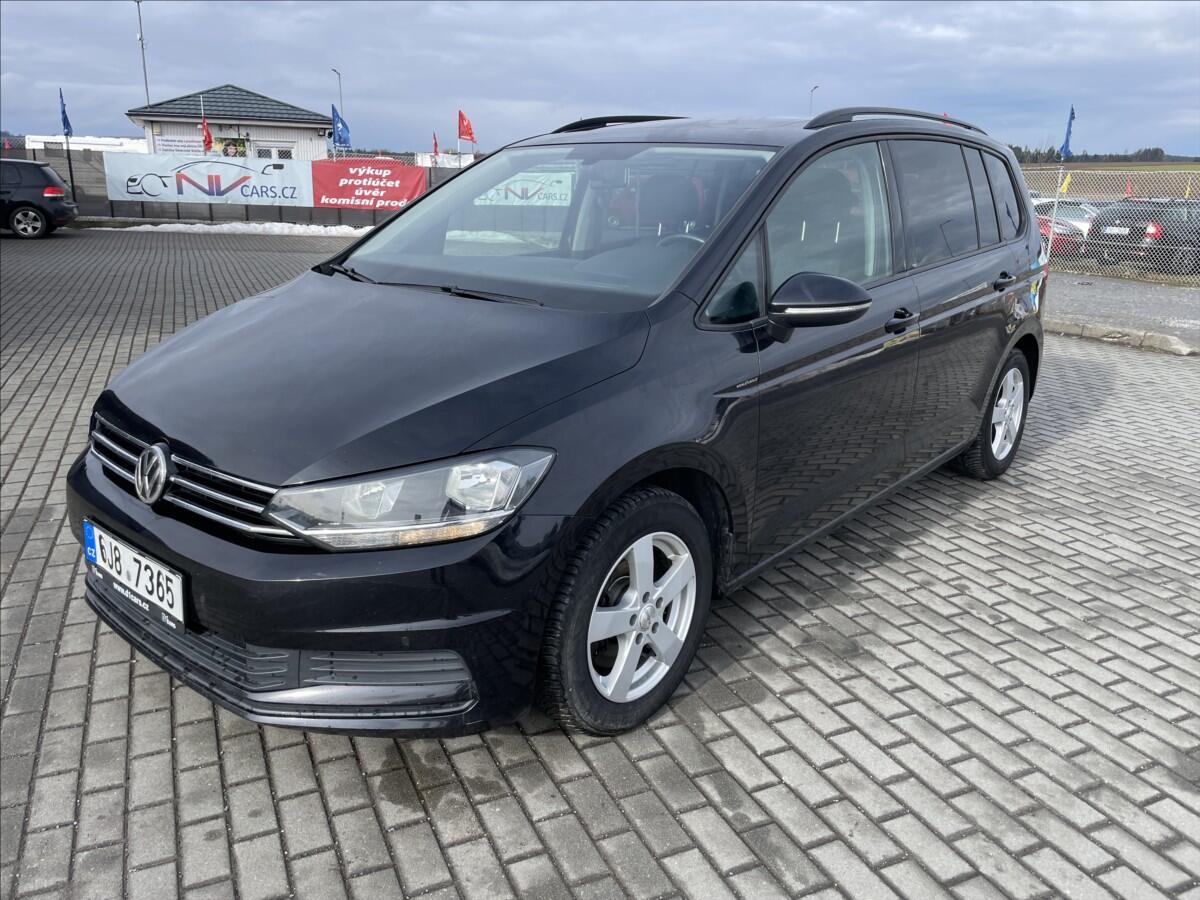 Volkswagen Touran 2,0 TDi 110kw Highline Panoram