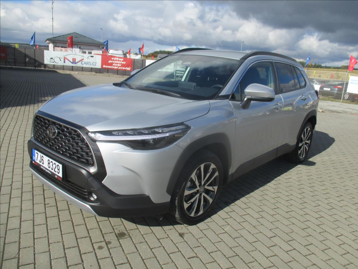 Toyota Corolla Cross 2,0 AC STYLE TECH 2,0 HEV 4x4