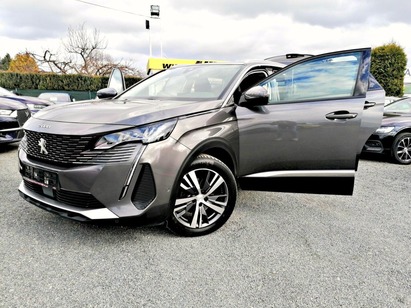 Peugeot 5008 1.5 BlueHdi Allure 7-míst AT/8