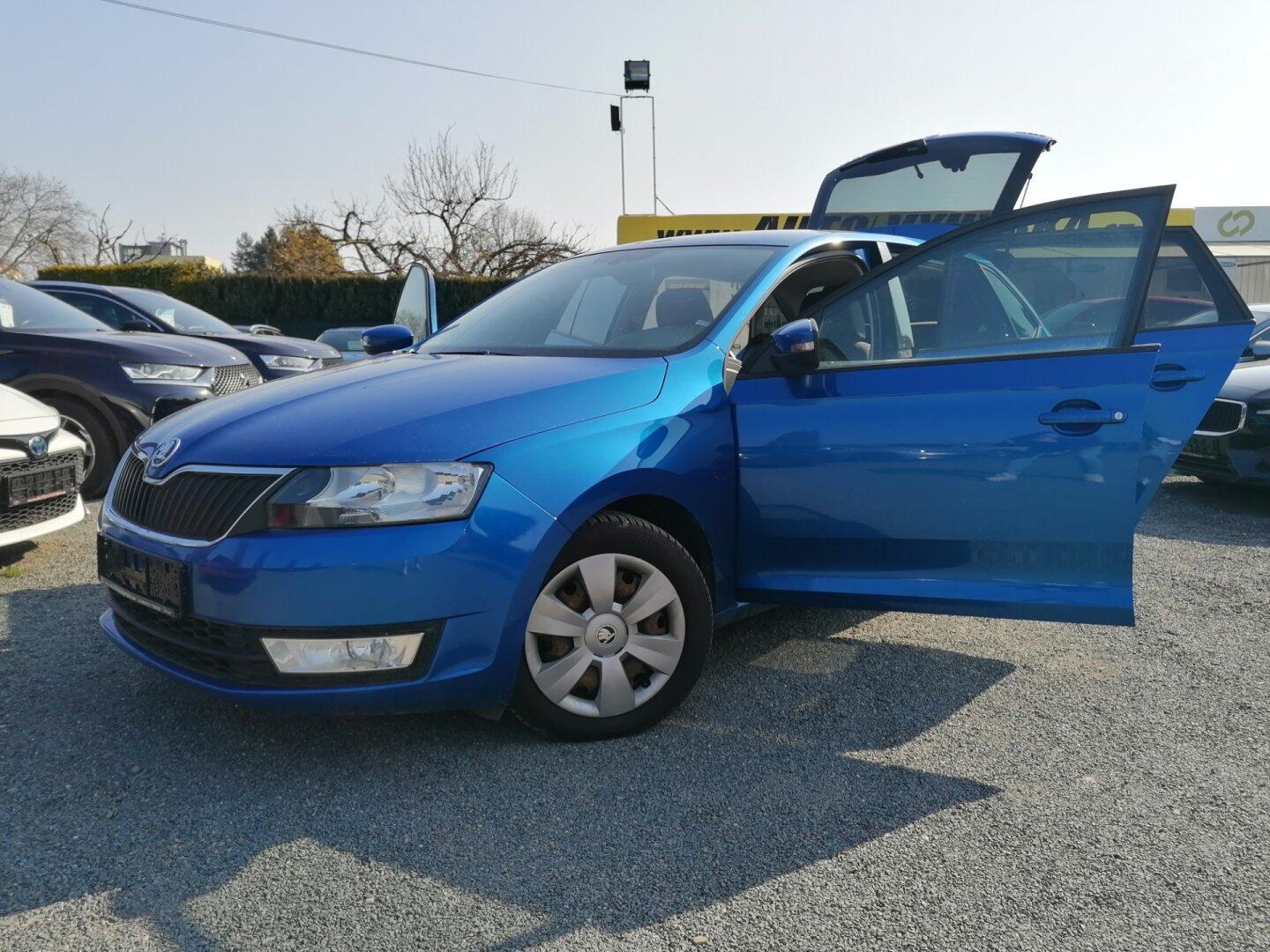 Škoda Rapid 1.4 TDi DSG výhřevy, Tempomat