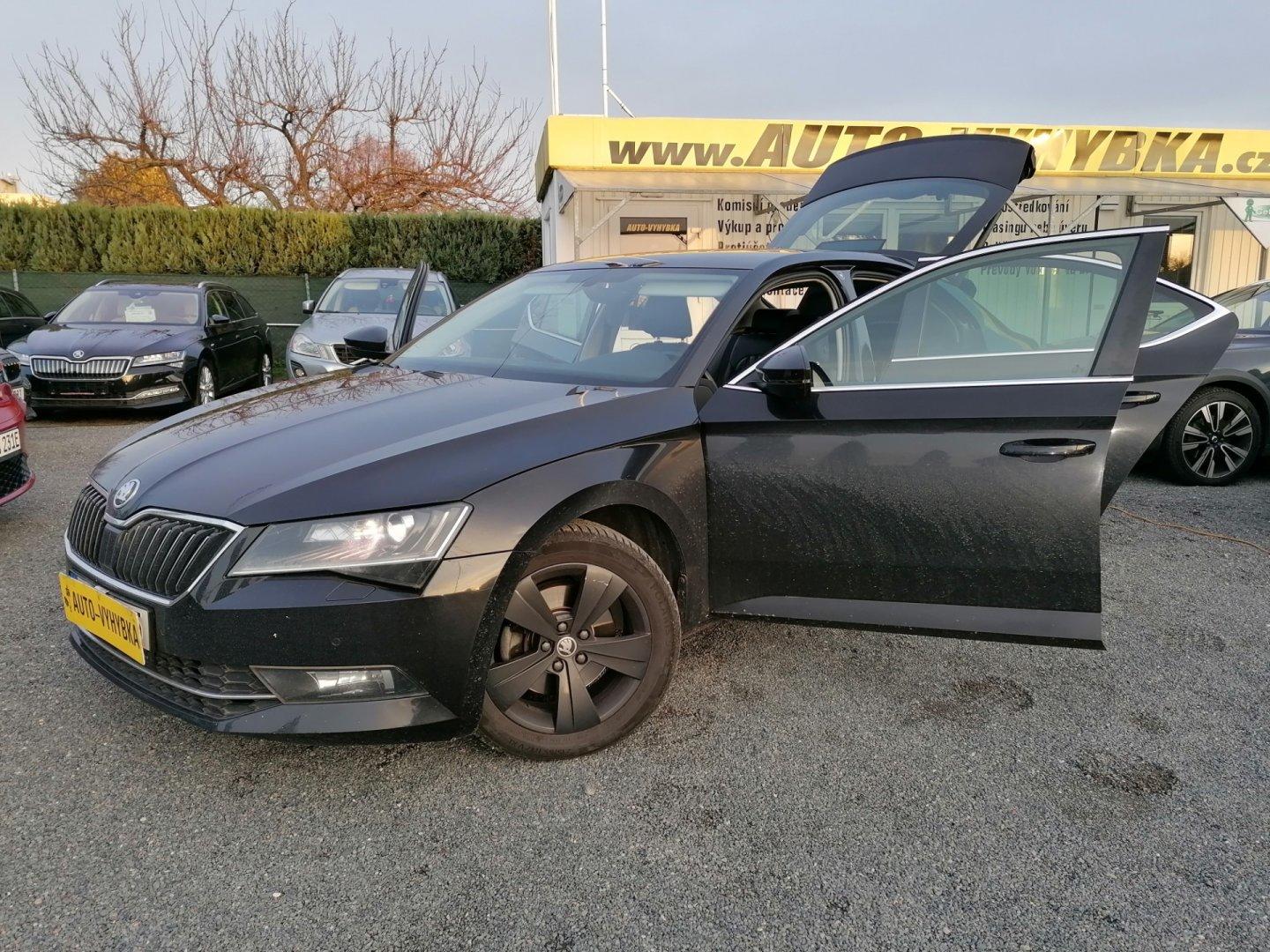 Škoda Superb 2.0 TDi DSG Style